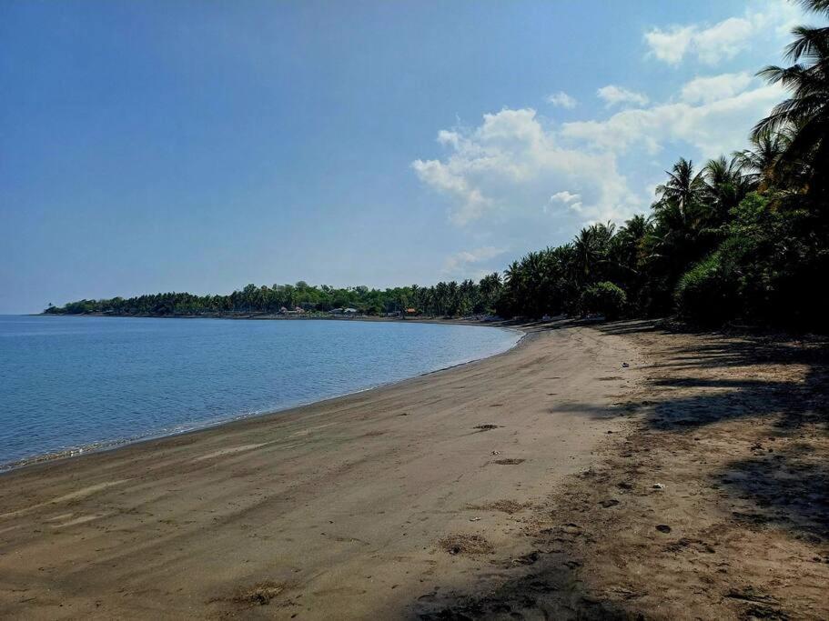 Secret Beach Beachfront Bungalow