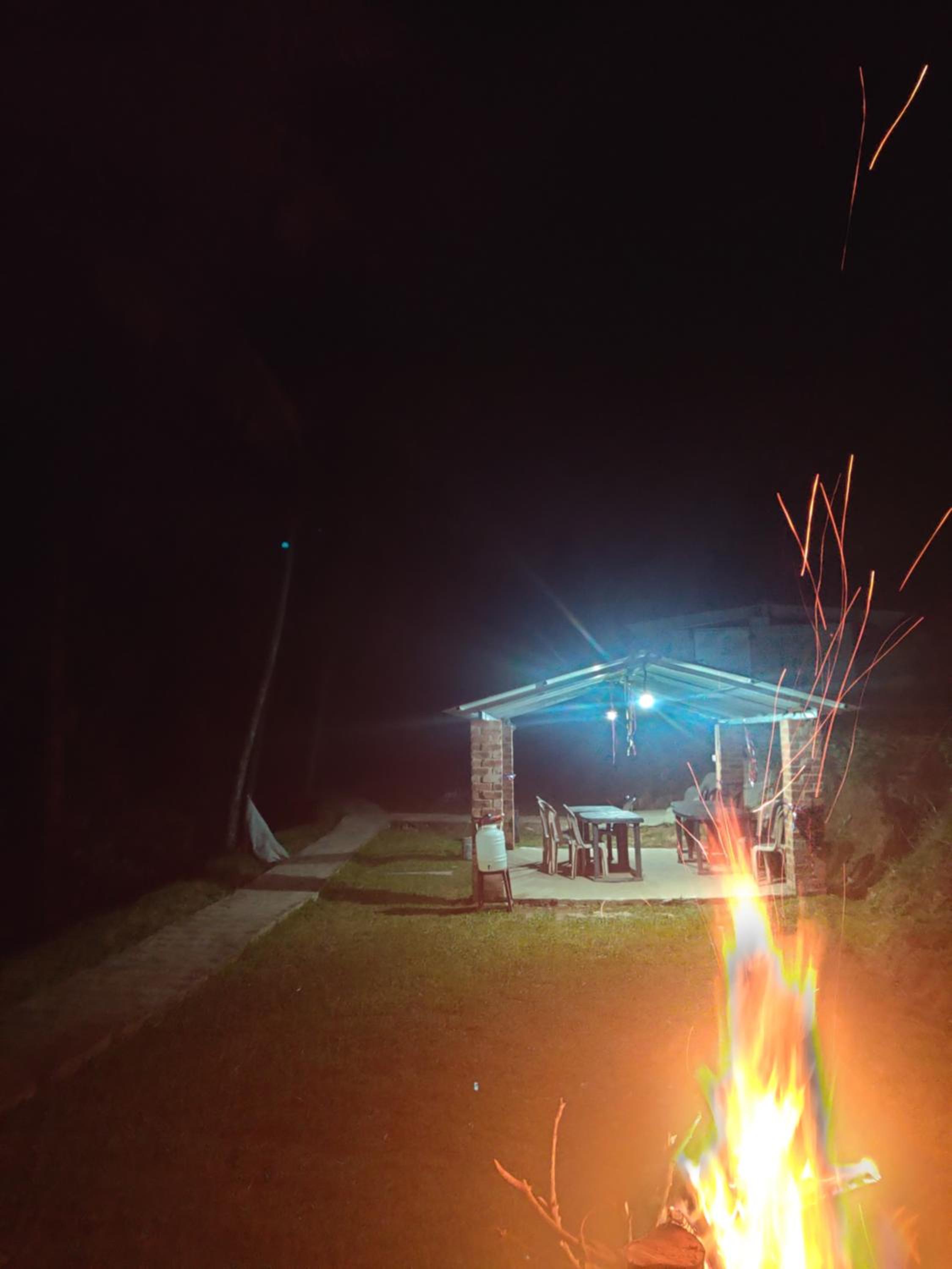 Bon fire adda