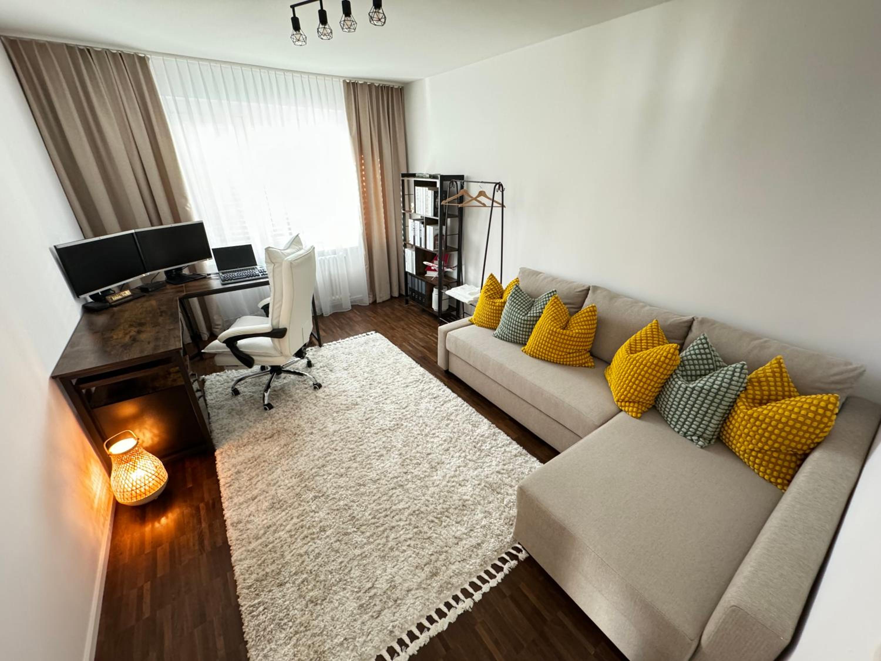 Double Room in Shared Apartment, Zurich Airport