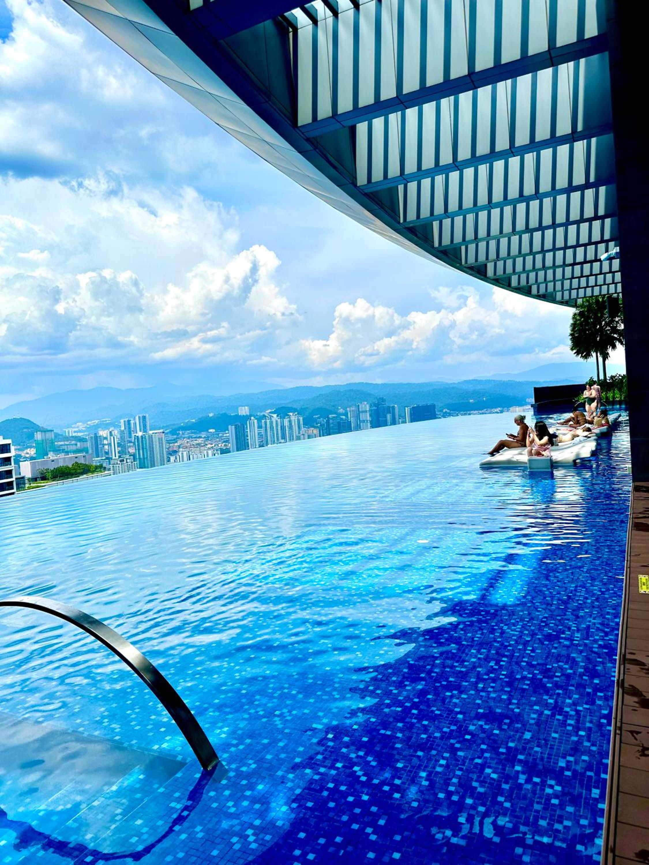 Luxury Suites at Eaton KLCC