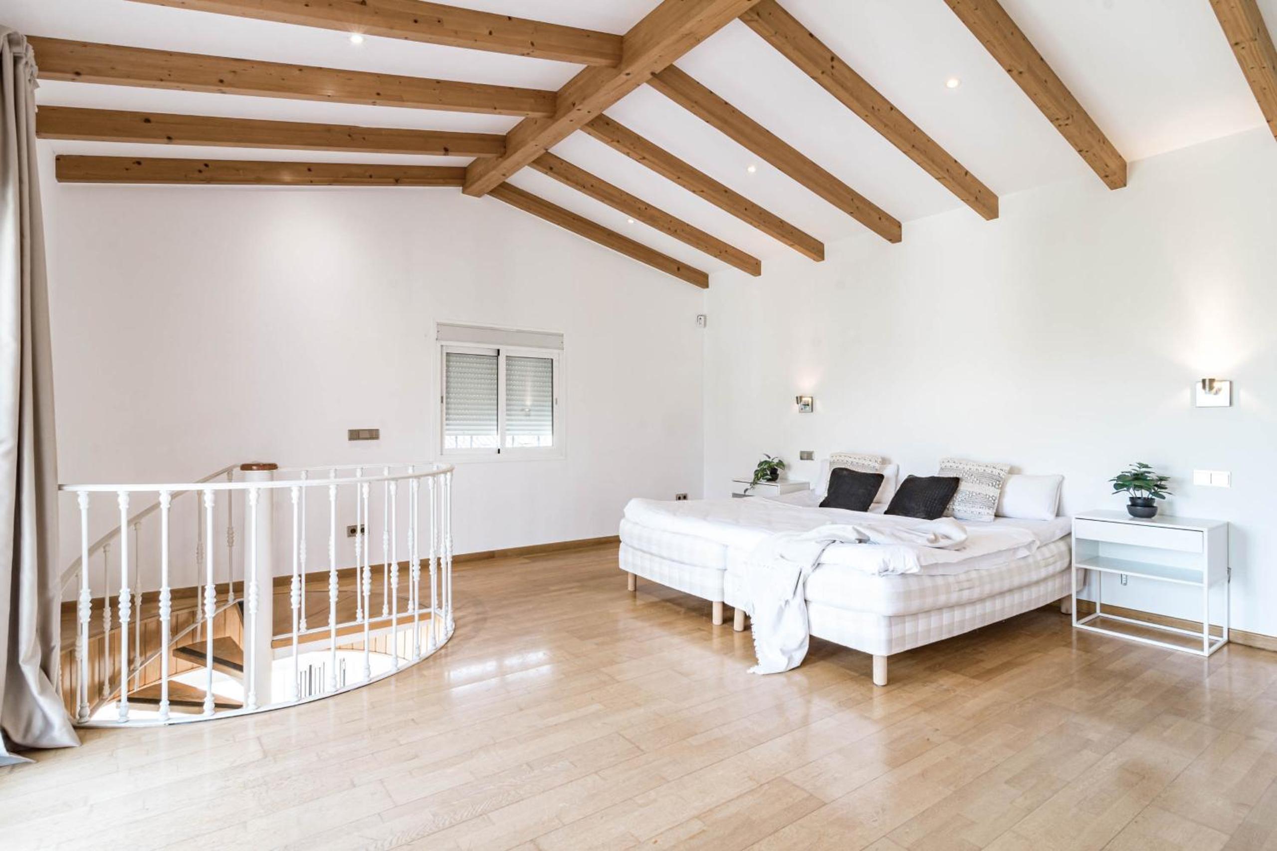 Marbella Vacations - GRR - Elegant Villa with Exclusive Private Pool - Property Image 29