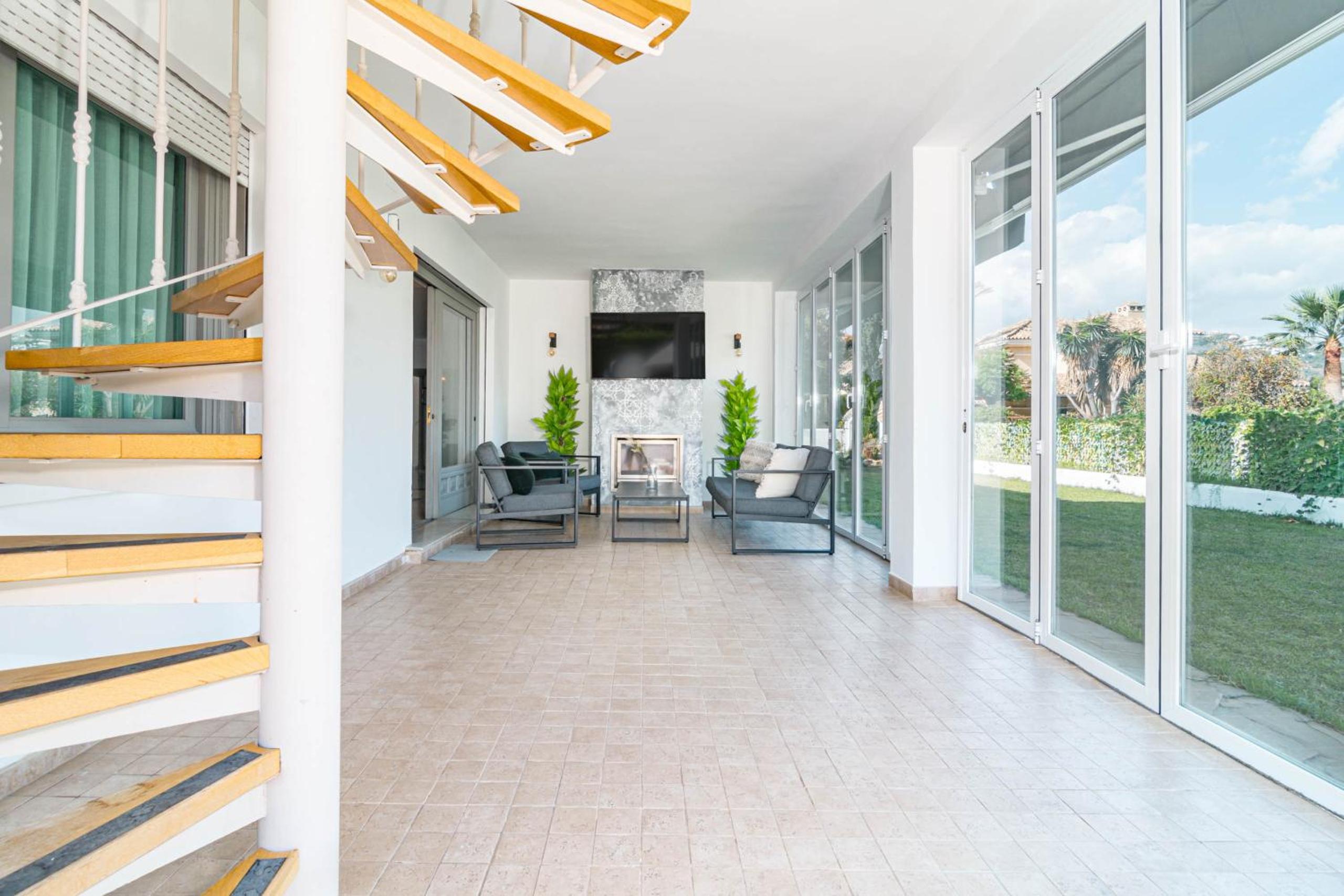 Marbella Vacations - GRR - Elegant Villa with Exclusive Private Pool - Property Image 59