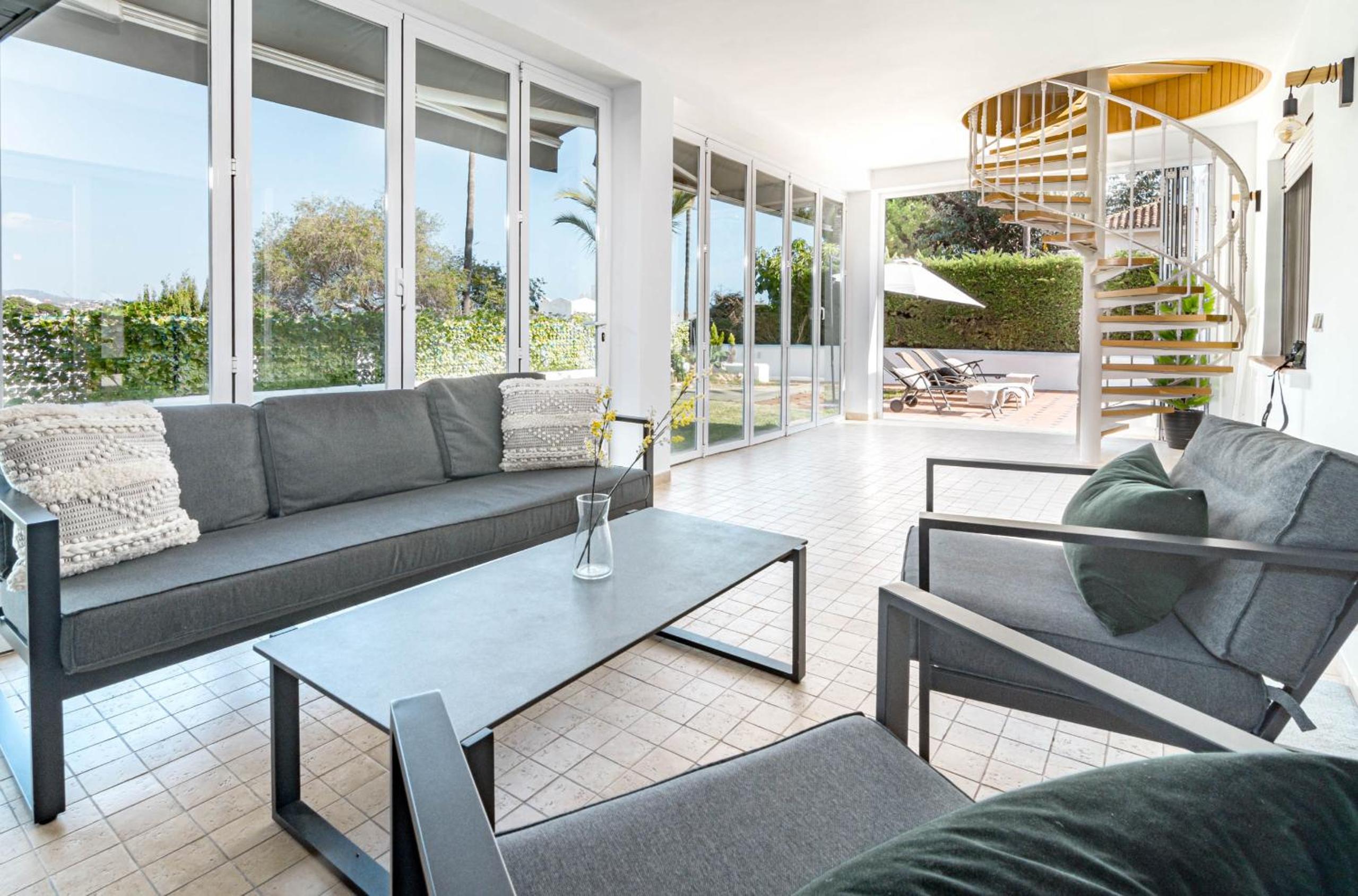 Marbella Vacations - GRR - Elegant Villa with Exclusive Private Pool - Property Image 33