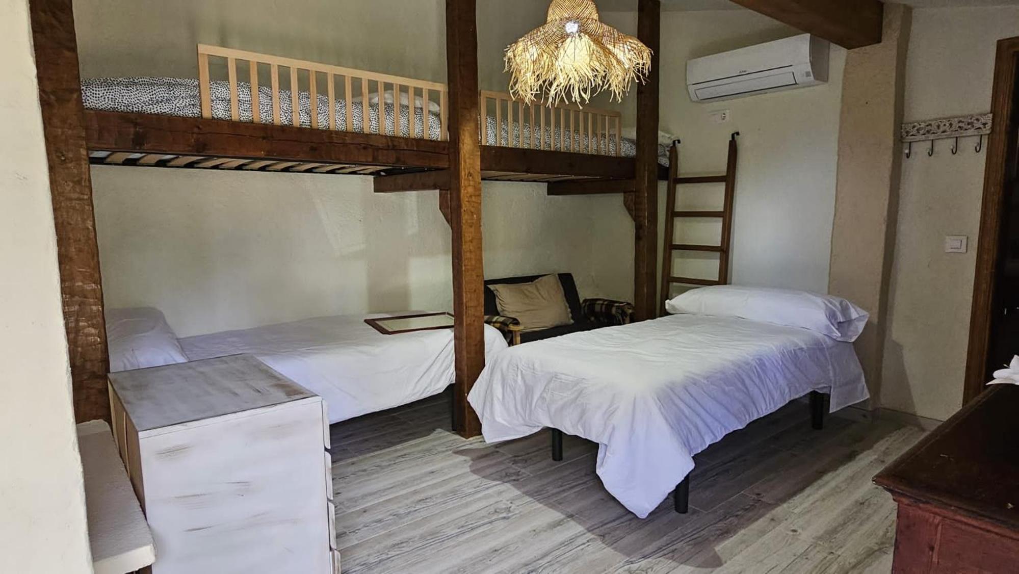 CASA PARVATHI CANDELEDA