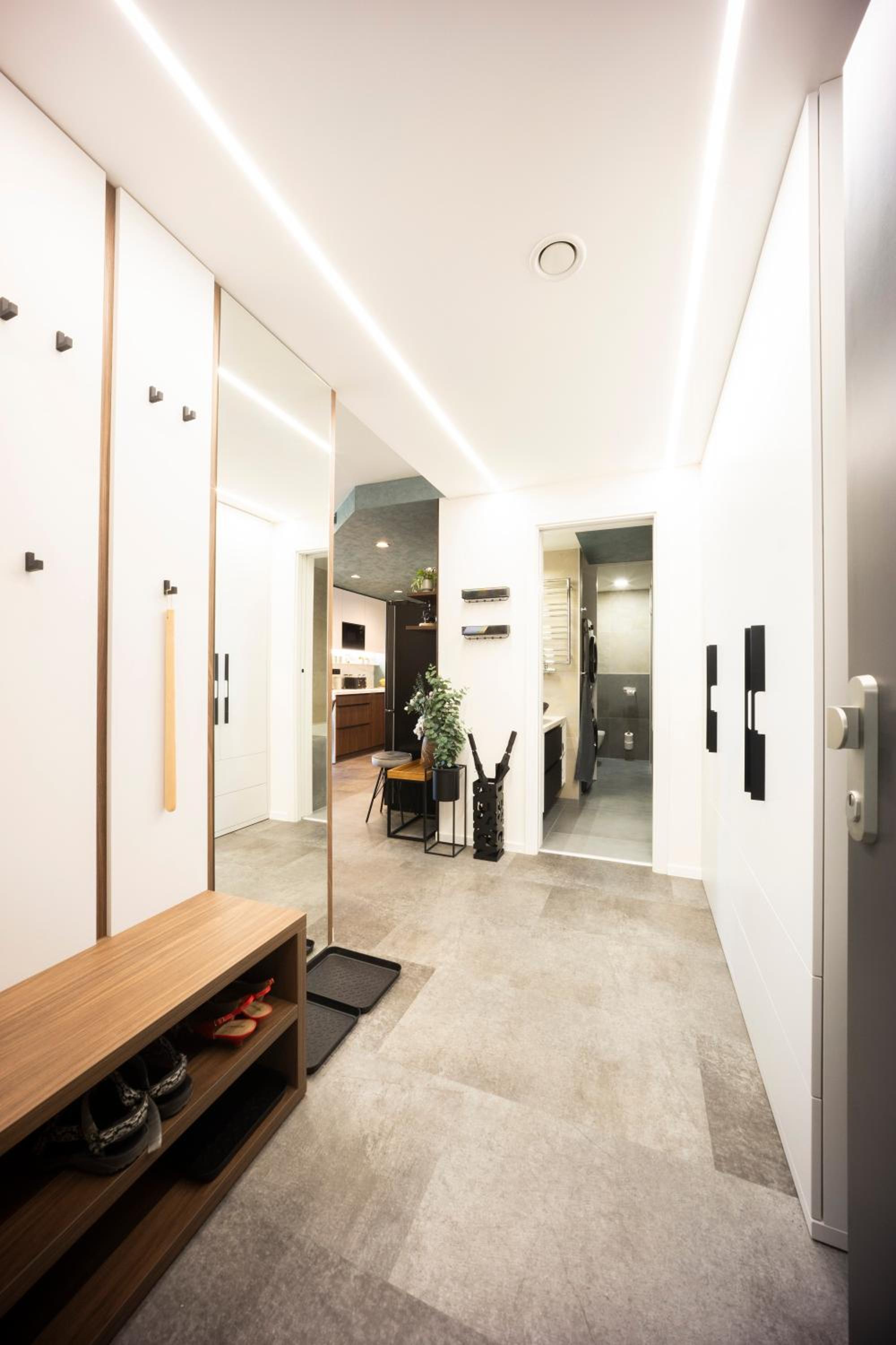DH Family and Whirlpool Premium Apartment 3kk, 2x SmartTV-NETFLIX, Big Terrace and Free Parking