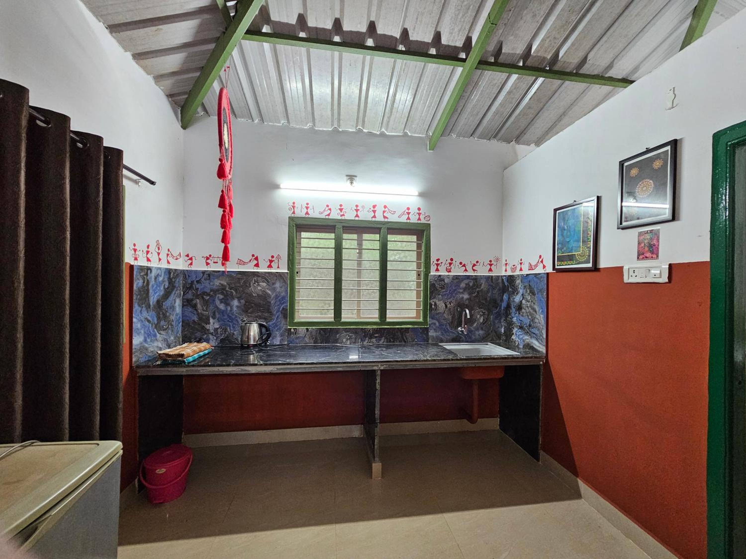 Farmhouse with Pool - Kalavady Farmstay