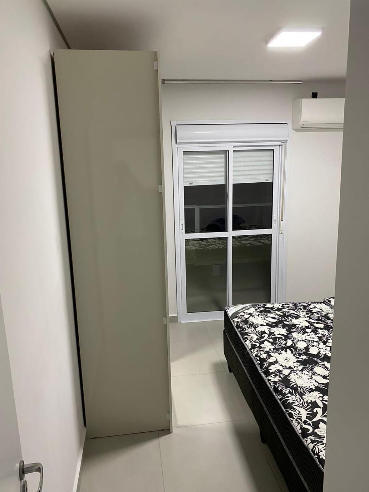 Amplo Apartamento De Cobertura próximo a praia