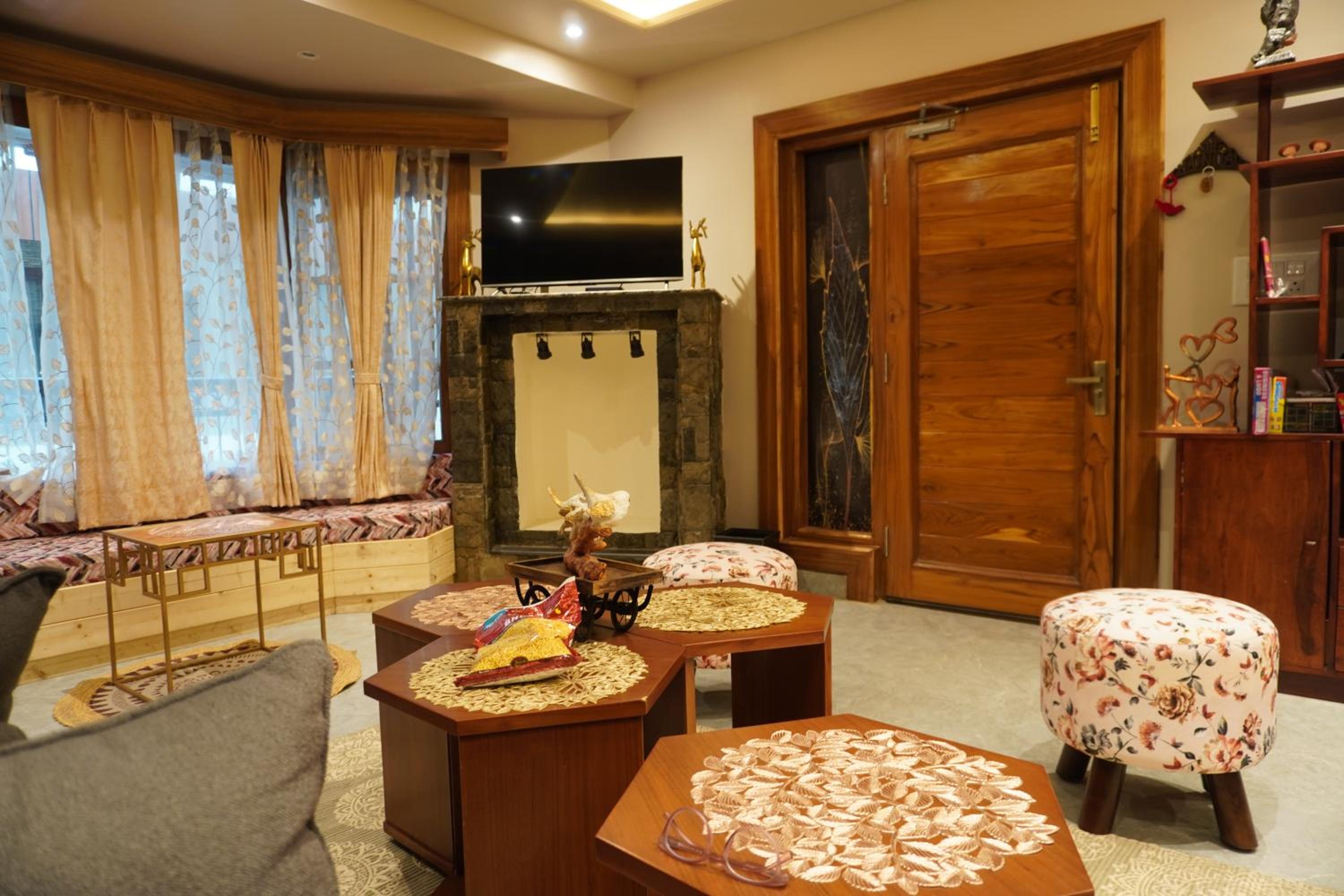Photo 8
