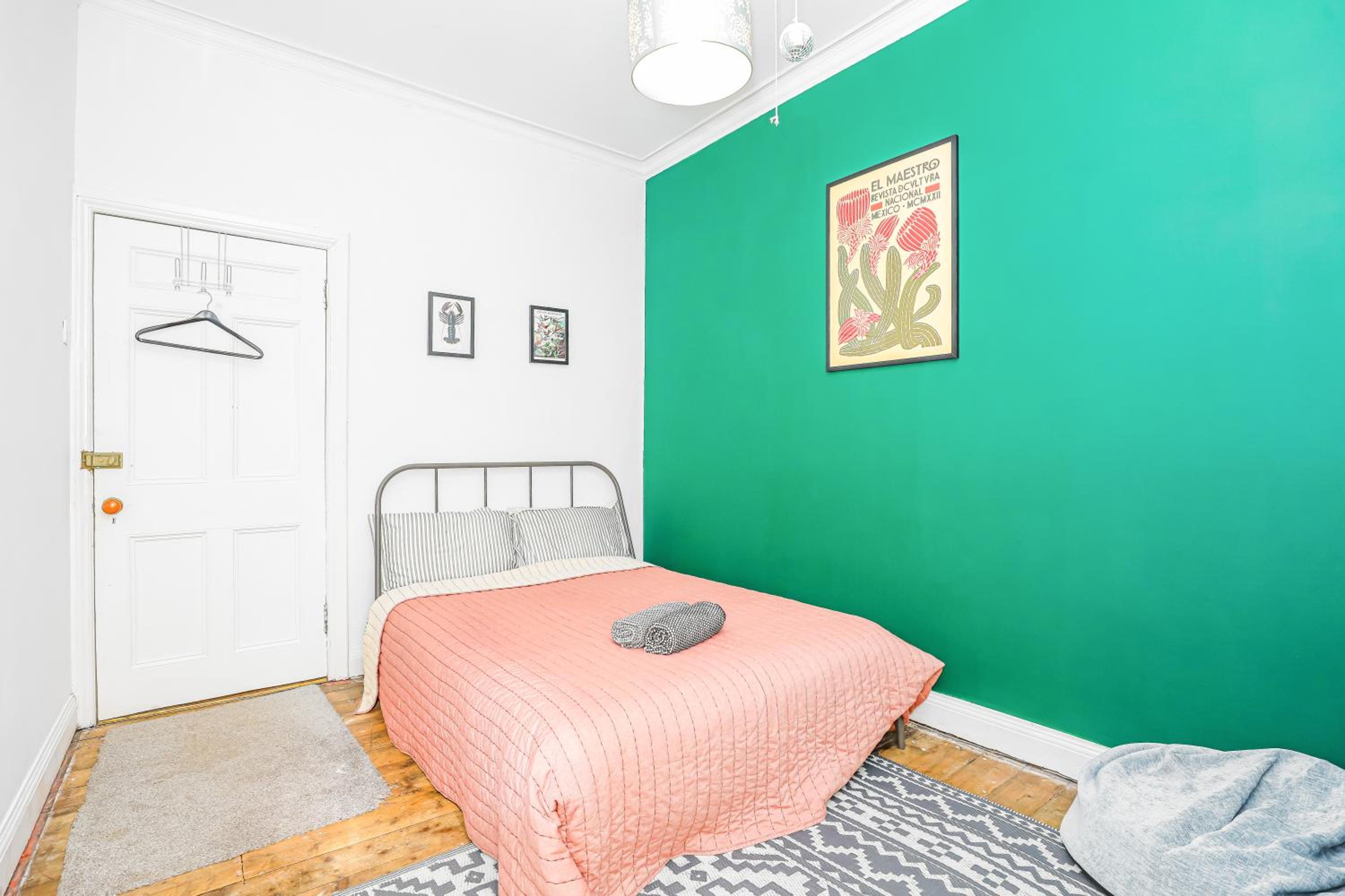 3Bed Traditional Edinburgh Apt