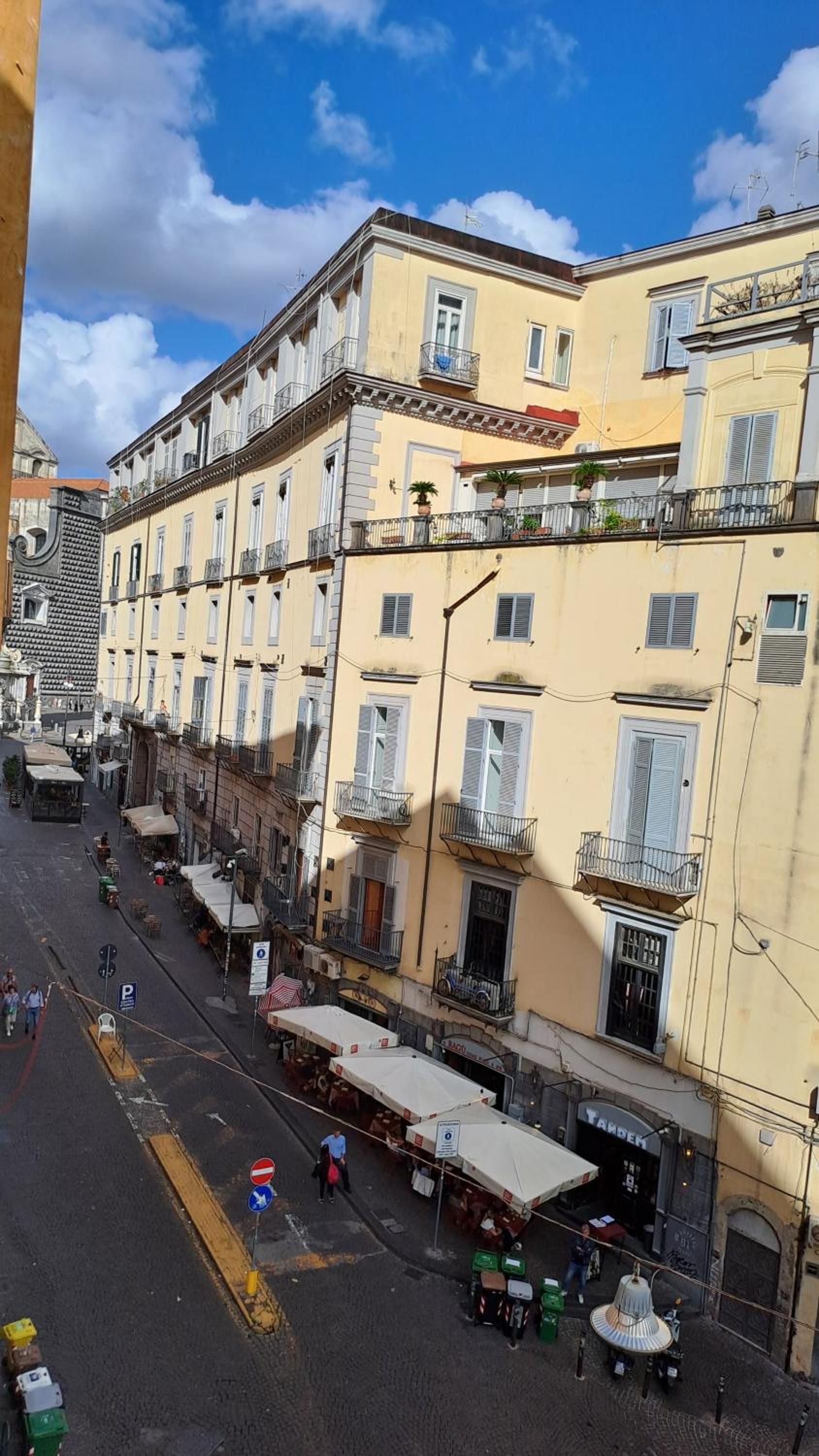 Trinita' Maggiore Home/ Historic Center