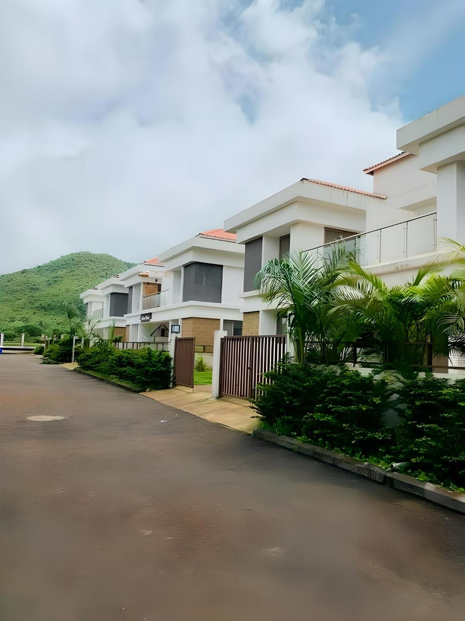 Mizzle Exotica Lonavala, photo 20