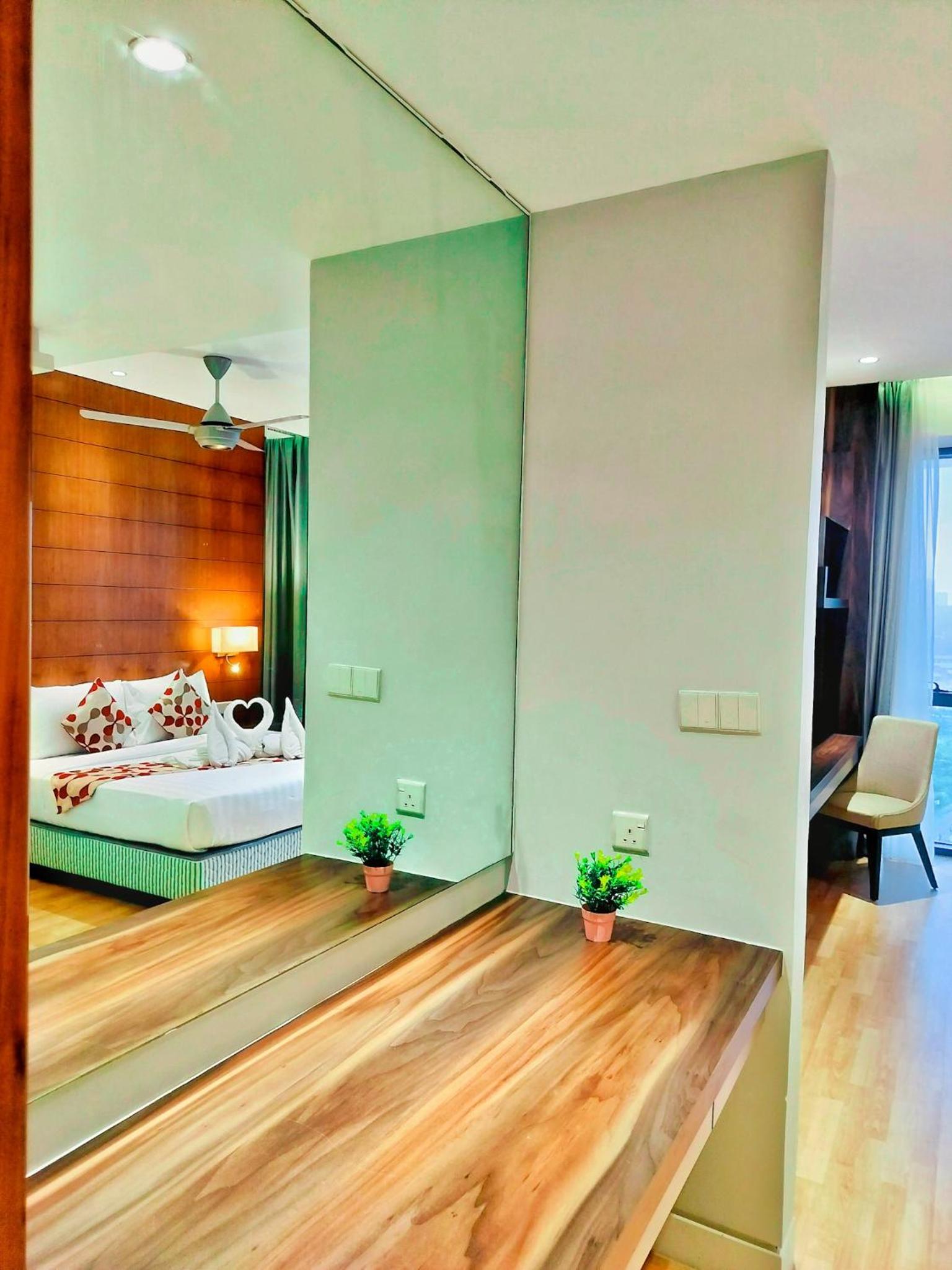 Lila Suites D, Majestic Place