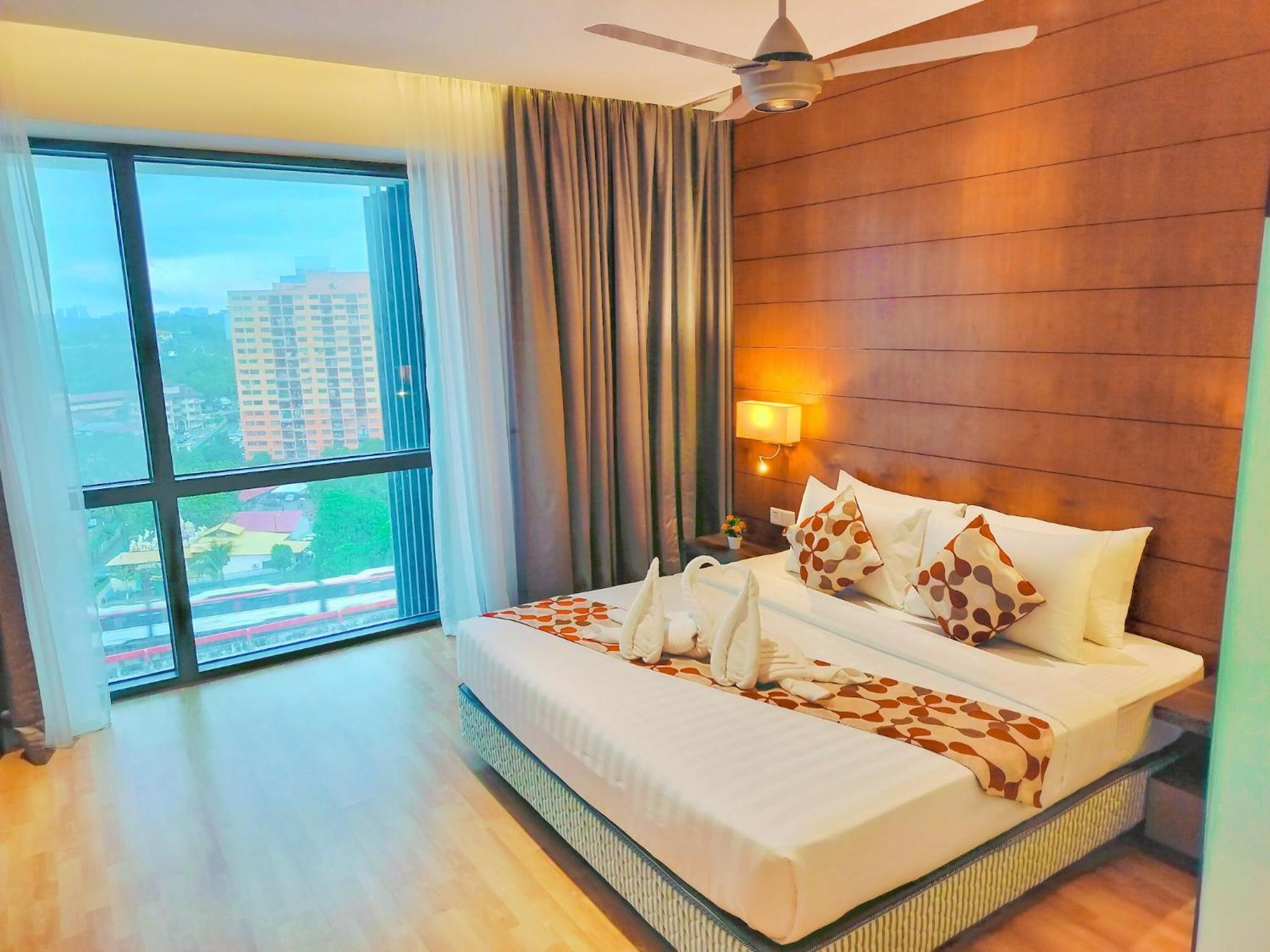 Lila Suites D, Majestic Place
