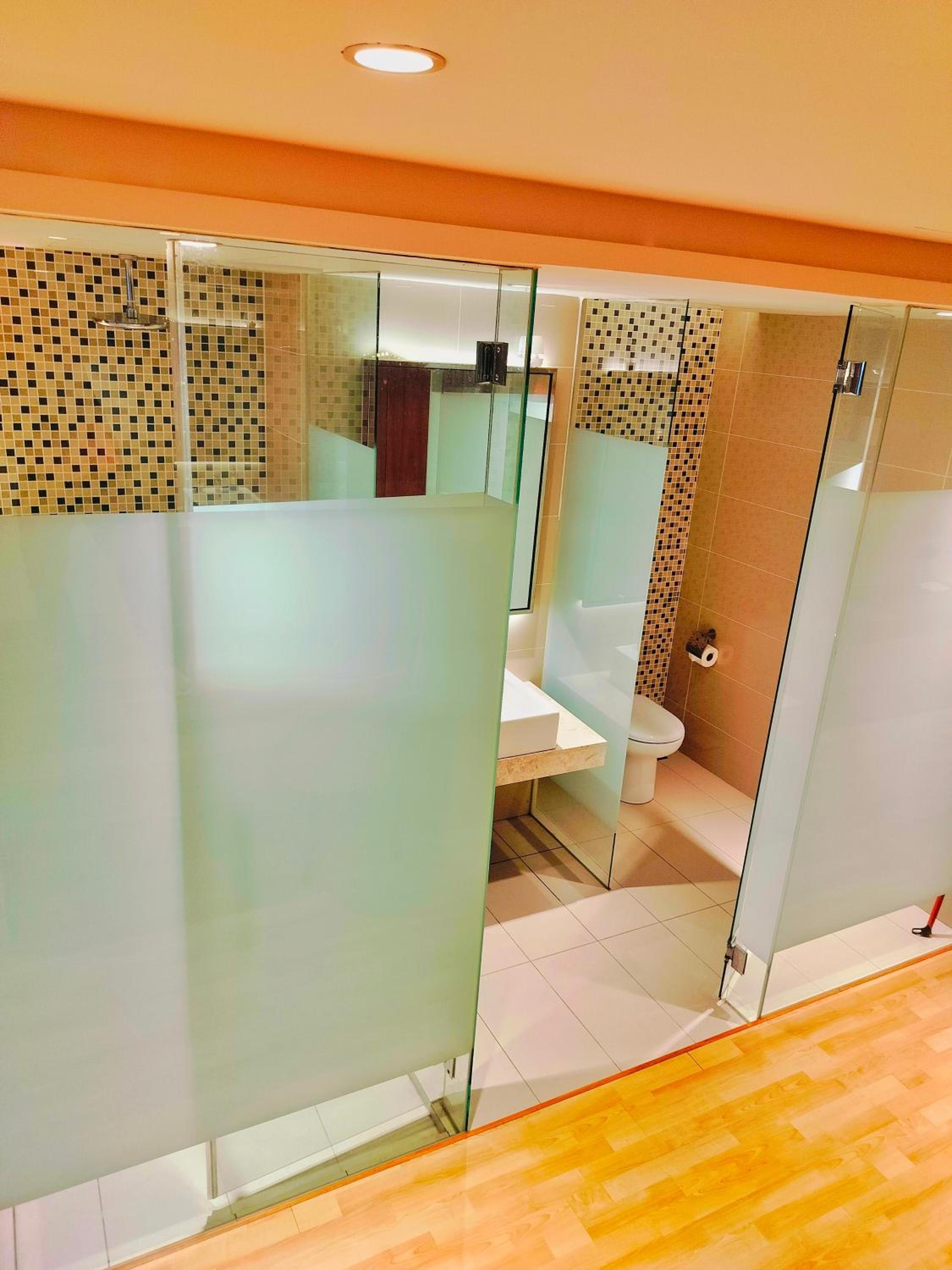 Lila Suites D, Majestic Place