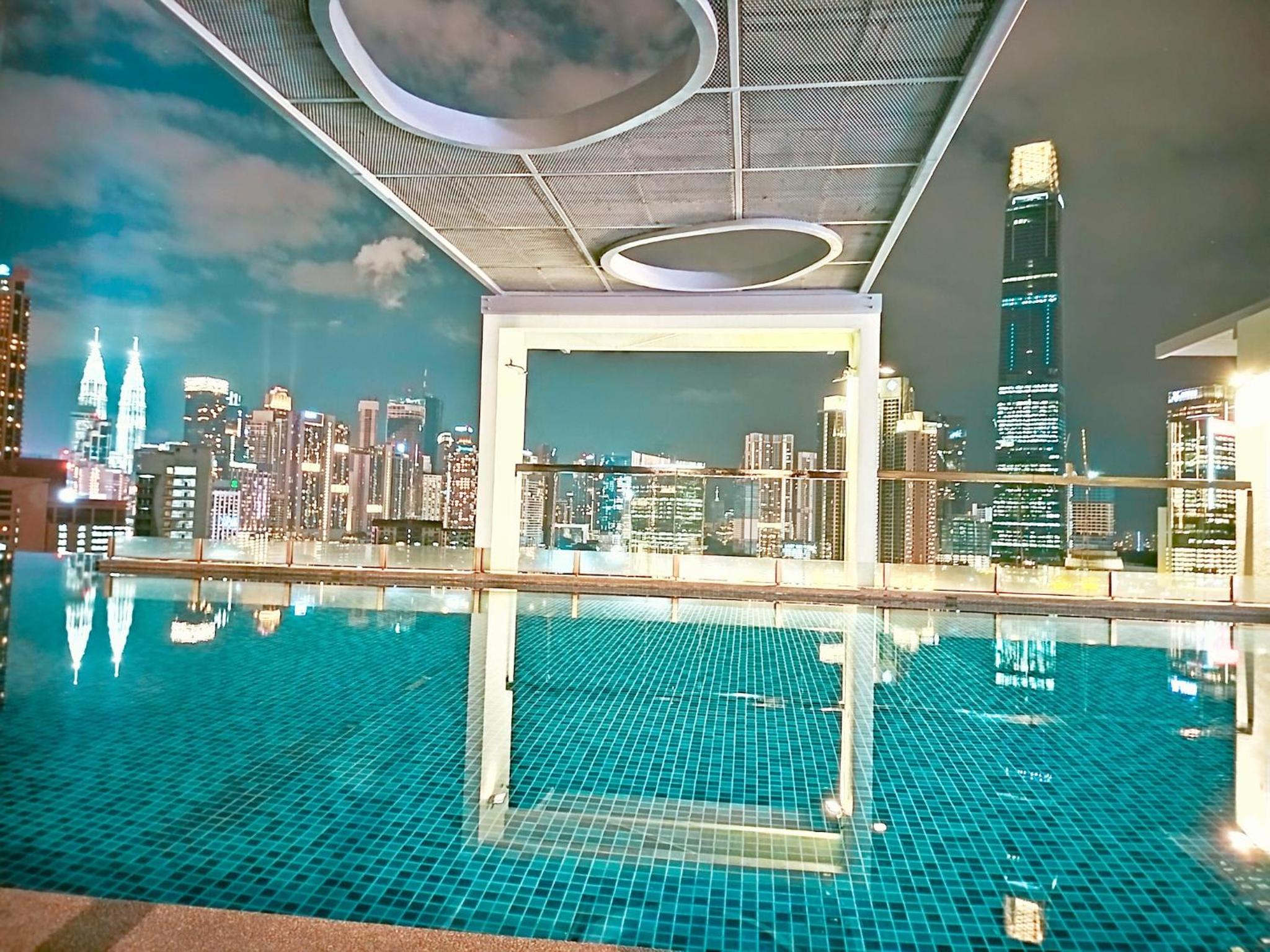 Lila Suites D, Majestic Place