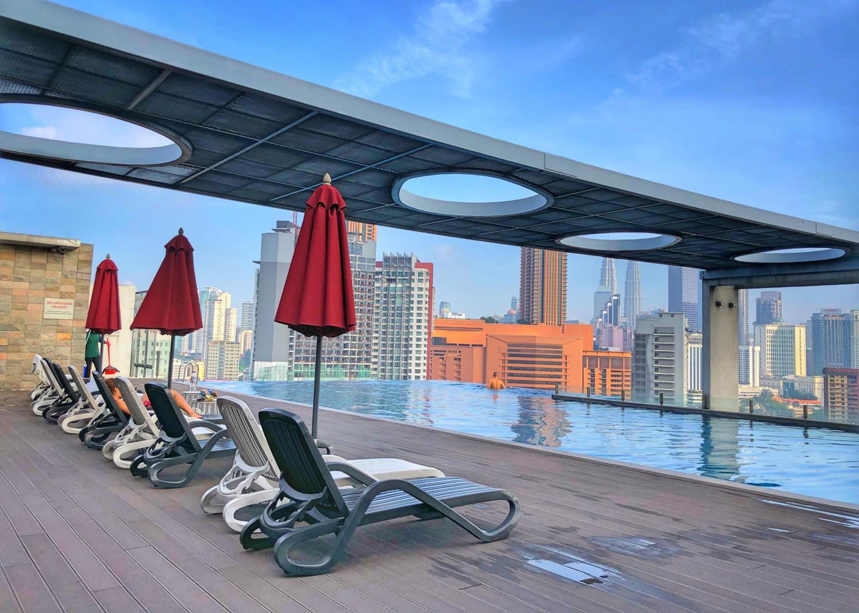 Lila Suites D, Majestic Place