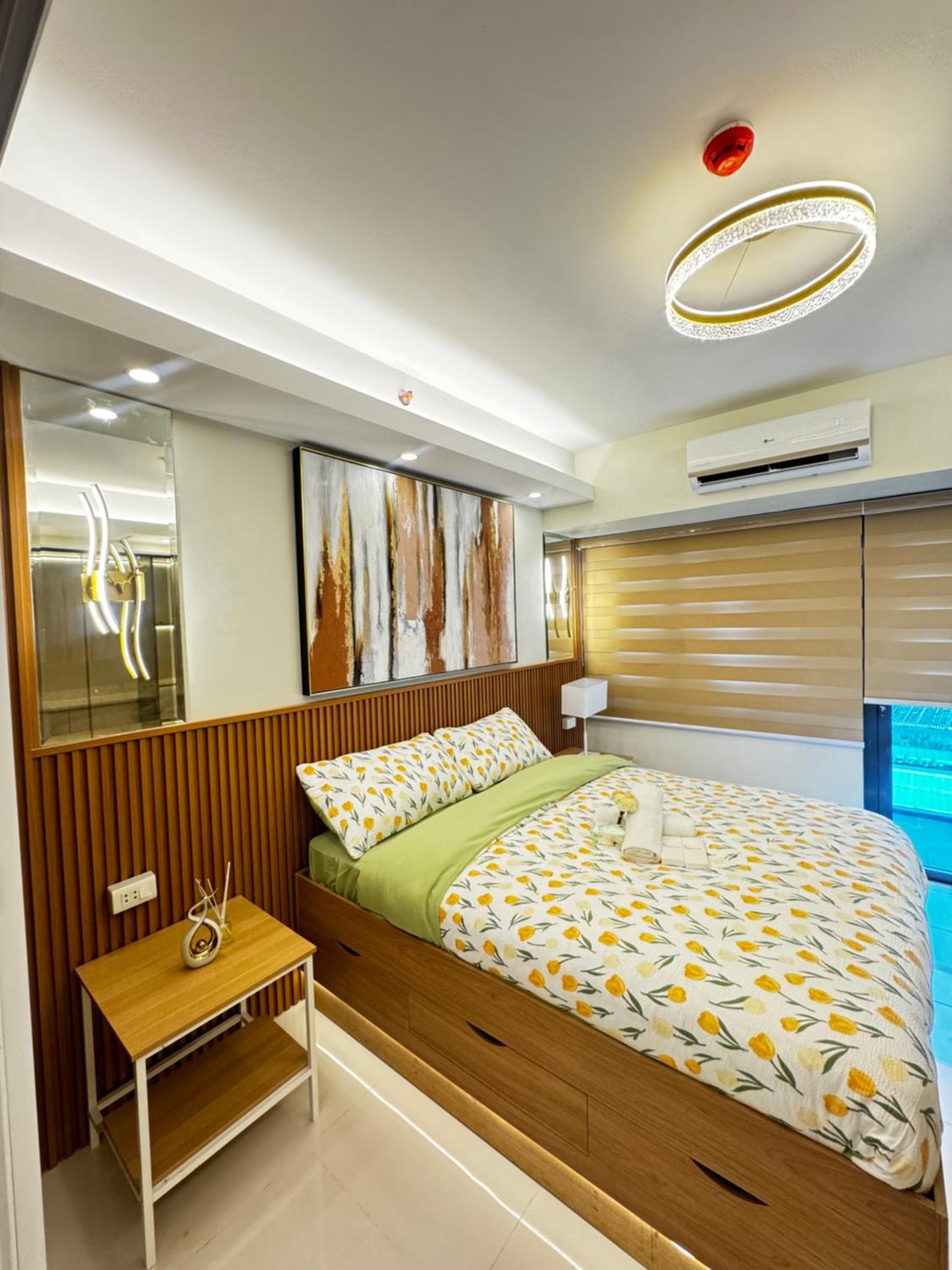 Grand Suites Shore 3 Residences view 5