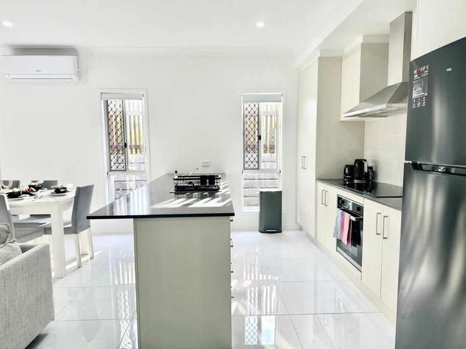 Brand New 4 Bedroom Belleview House near Ipswich