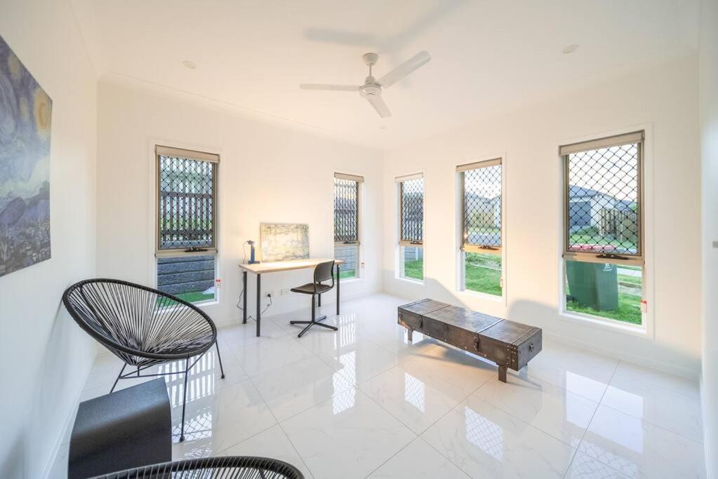 Brand New 4 Bedroom Belleview House near Ipswich