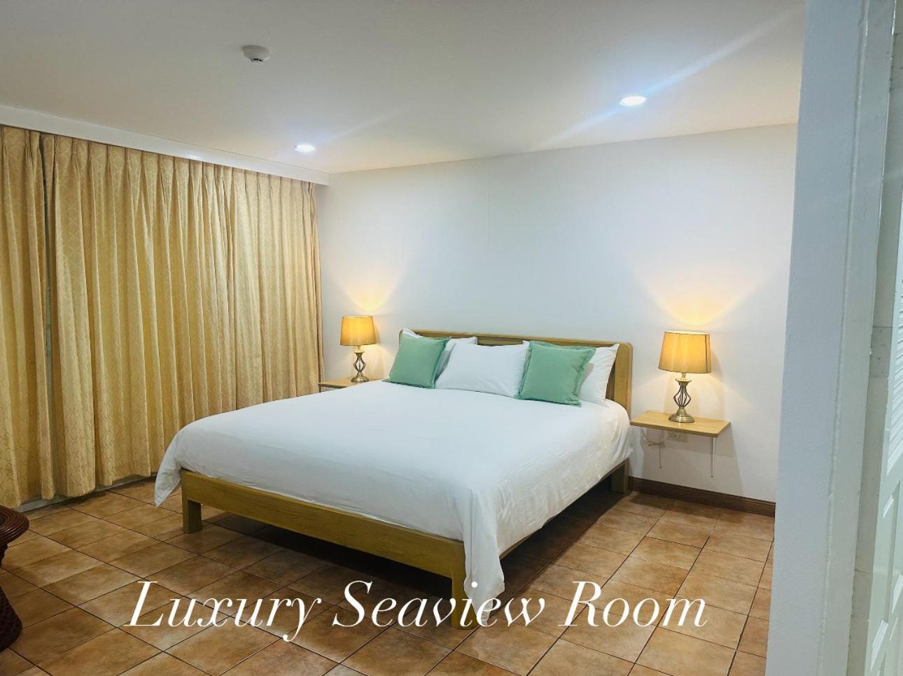 Surin Bay Inn