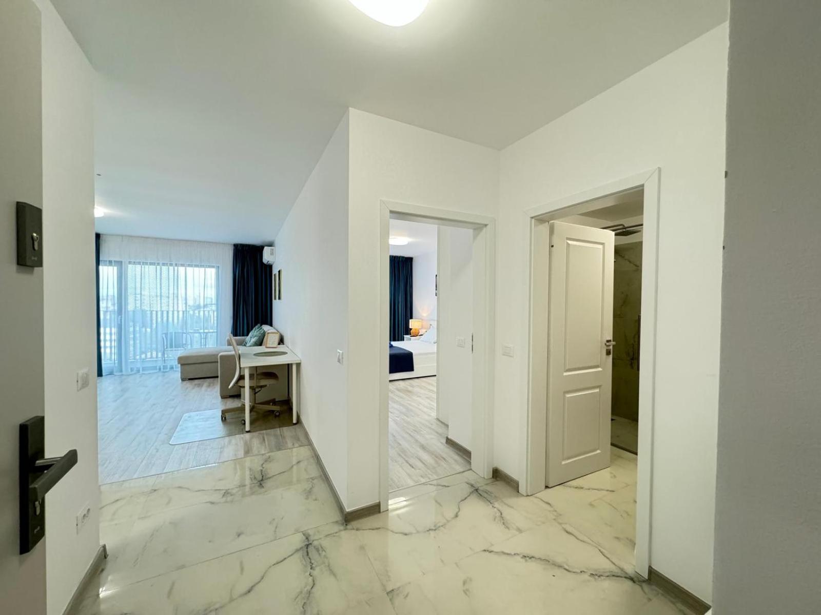 Luxury Avanera Towers Apartments 1-2 Bdm with Parking Option view 3