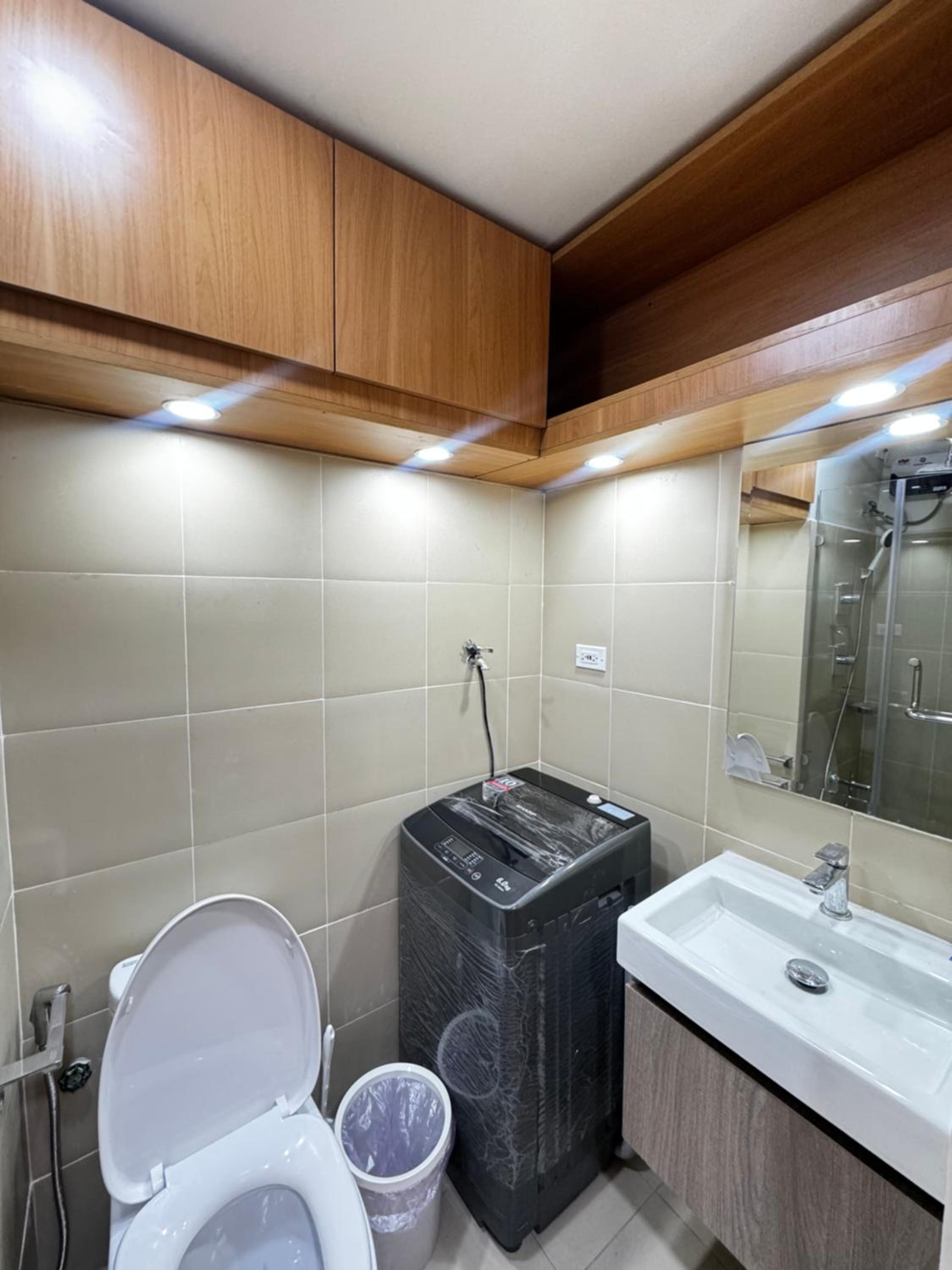 Grand Suites Shore 3 Residences view 2