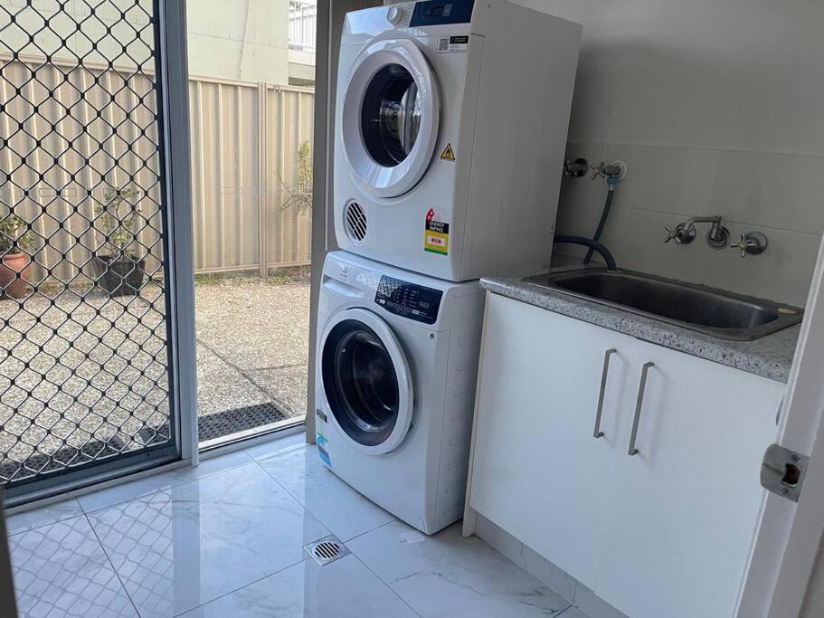 5-Bed home Near Theme Parks