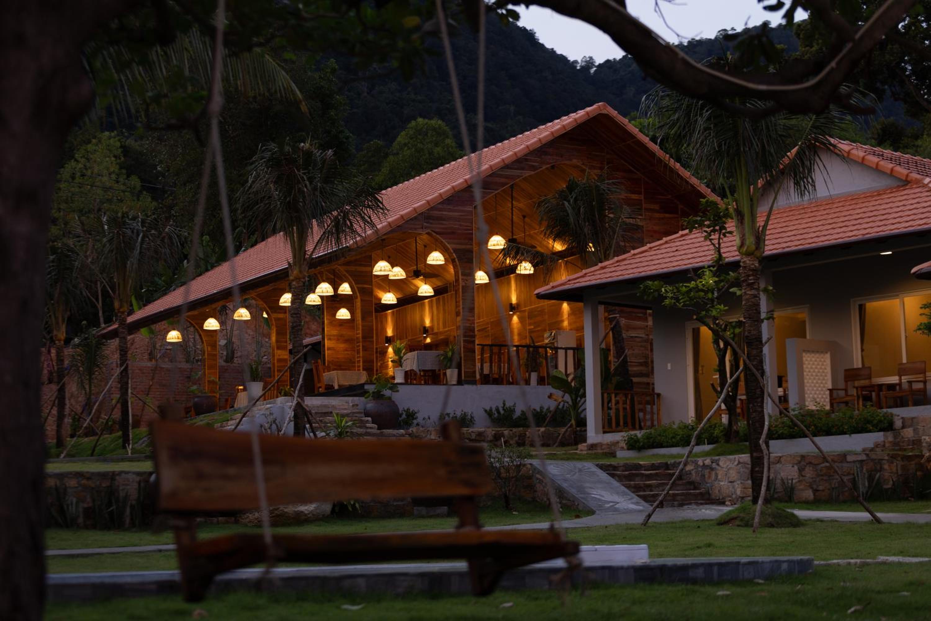 Cosian Bay Phu Quoc Resort