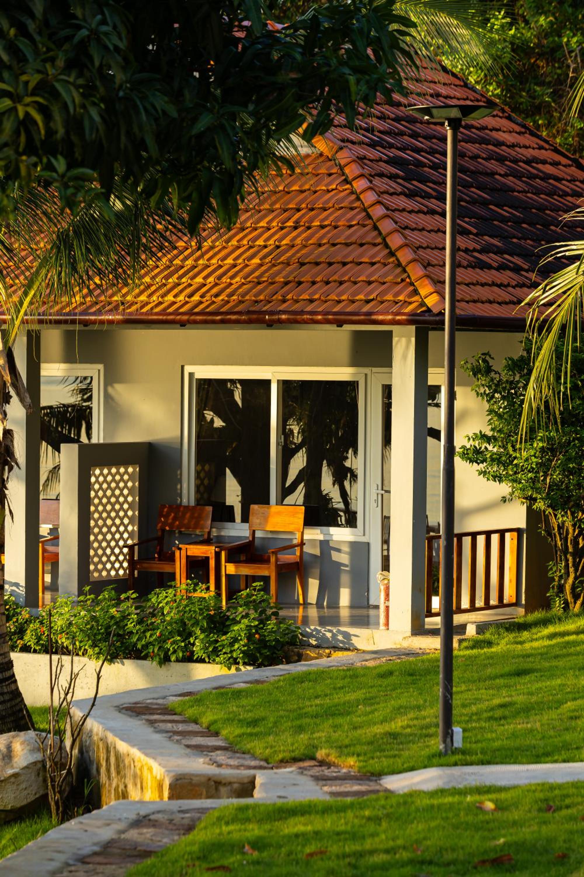 Cosian Bay Phu Quoc Resort