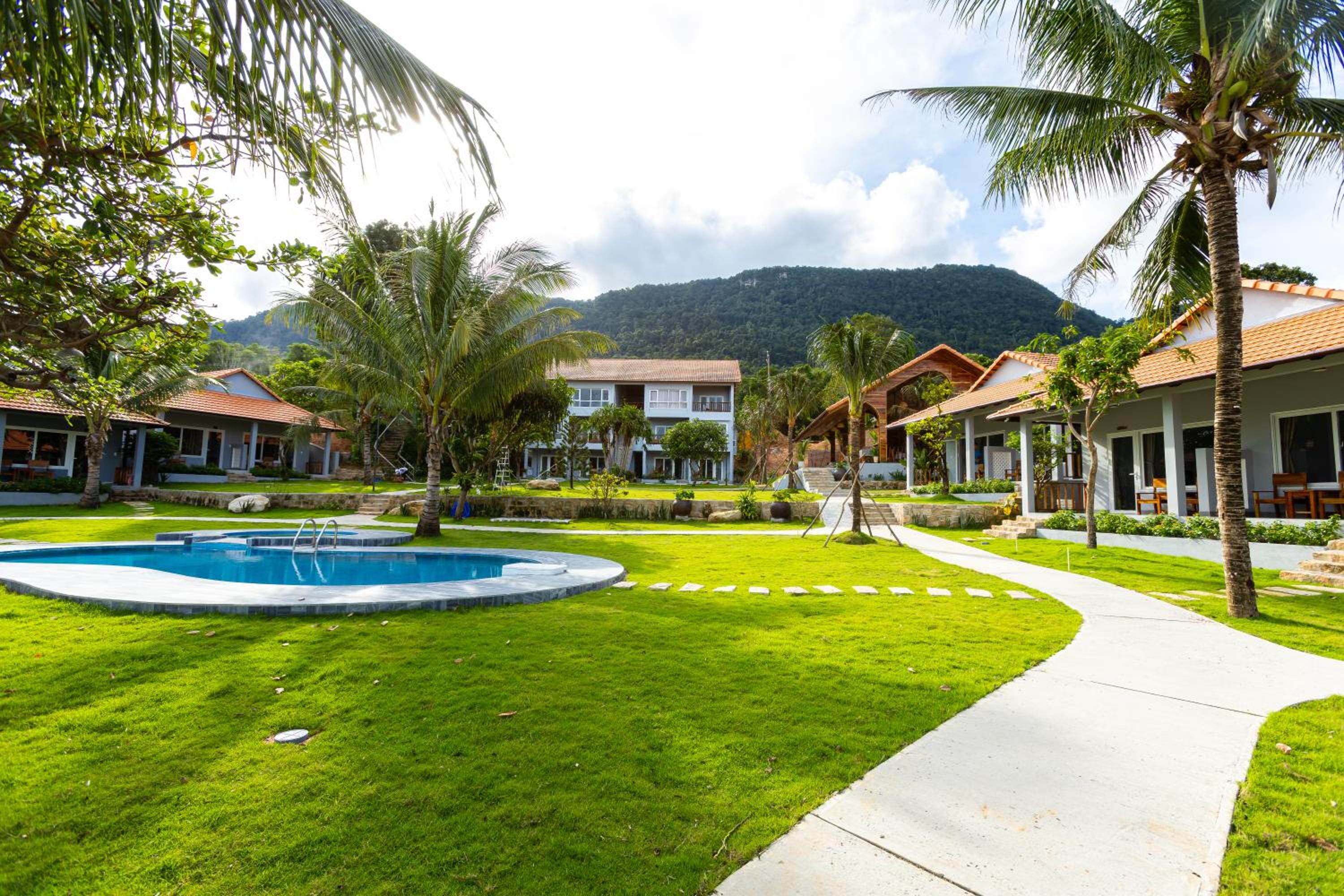 Cosian Bay Phu Quoc Resort