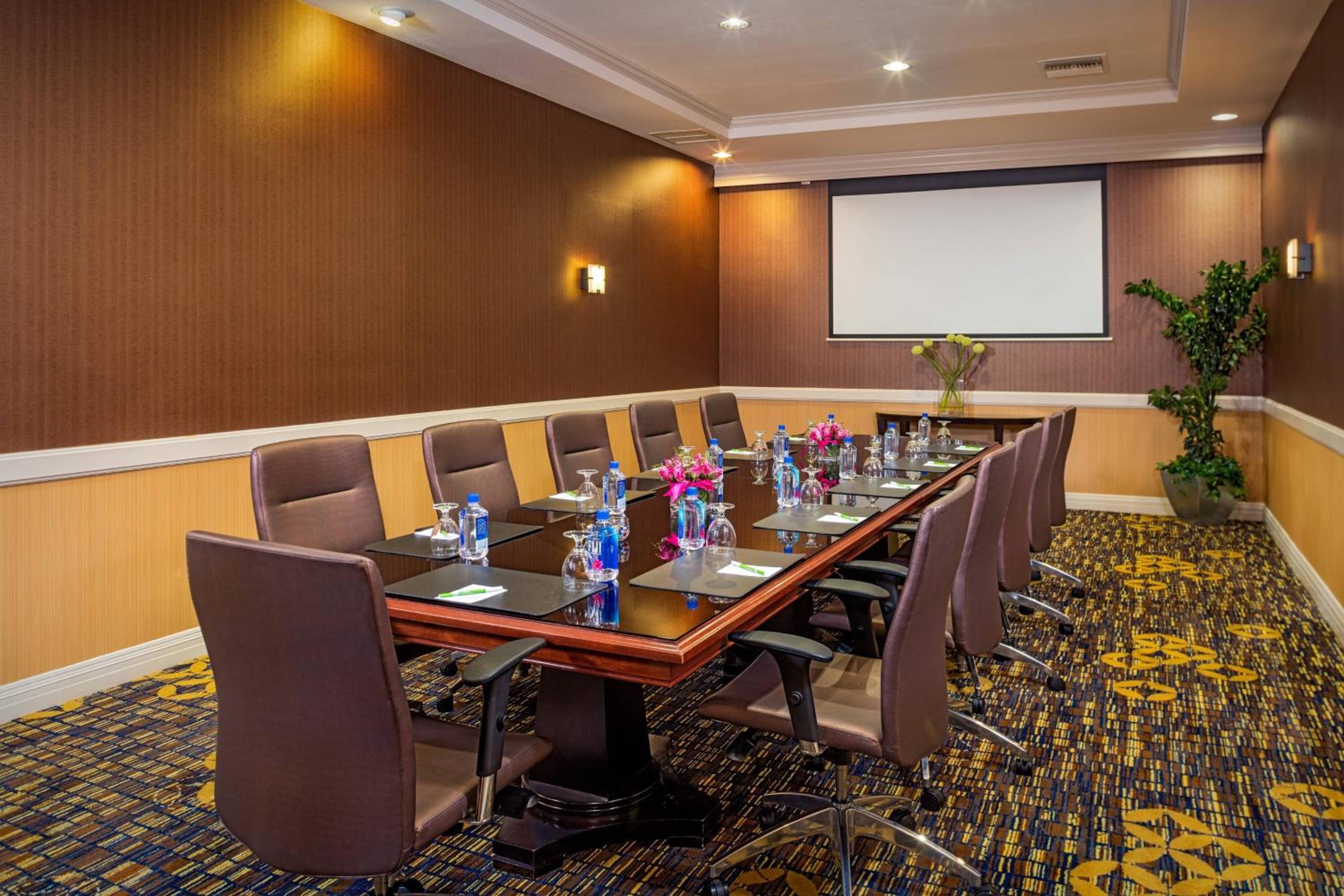 Courtyard by Marriott Los Angeles Pasadena/Monrovia - Property Image 3