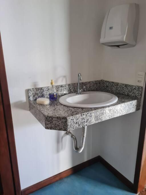 Studio em Cabo Frio perto da Praia do Peró