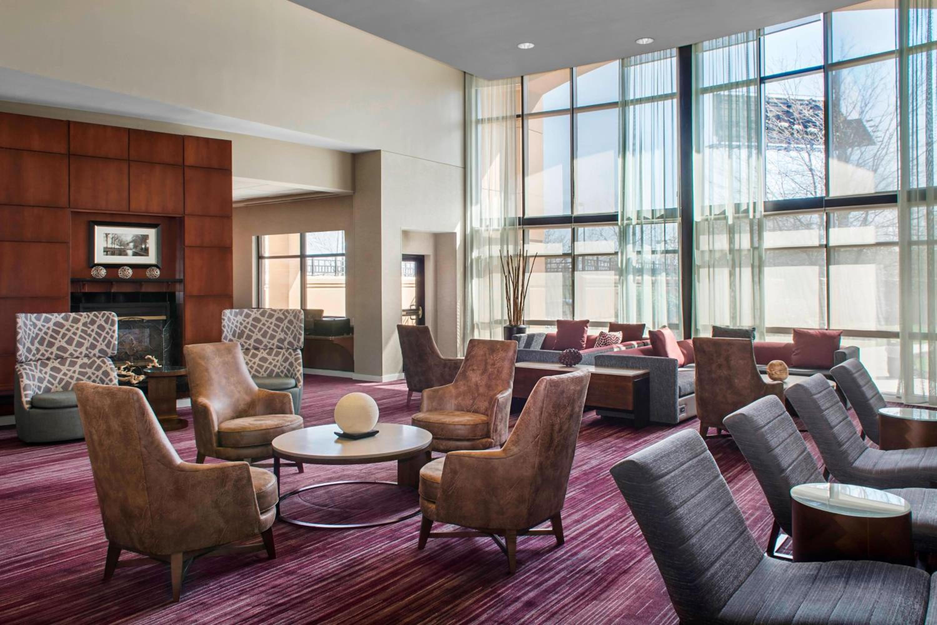 New York City Vacations - Courtyard by Marriott Newark Elizabeth - Property Image 4
