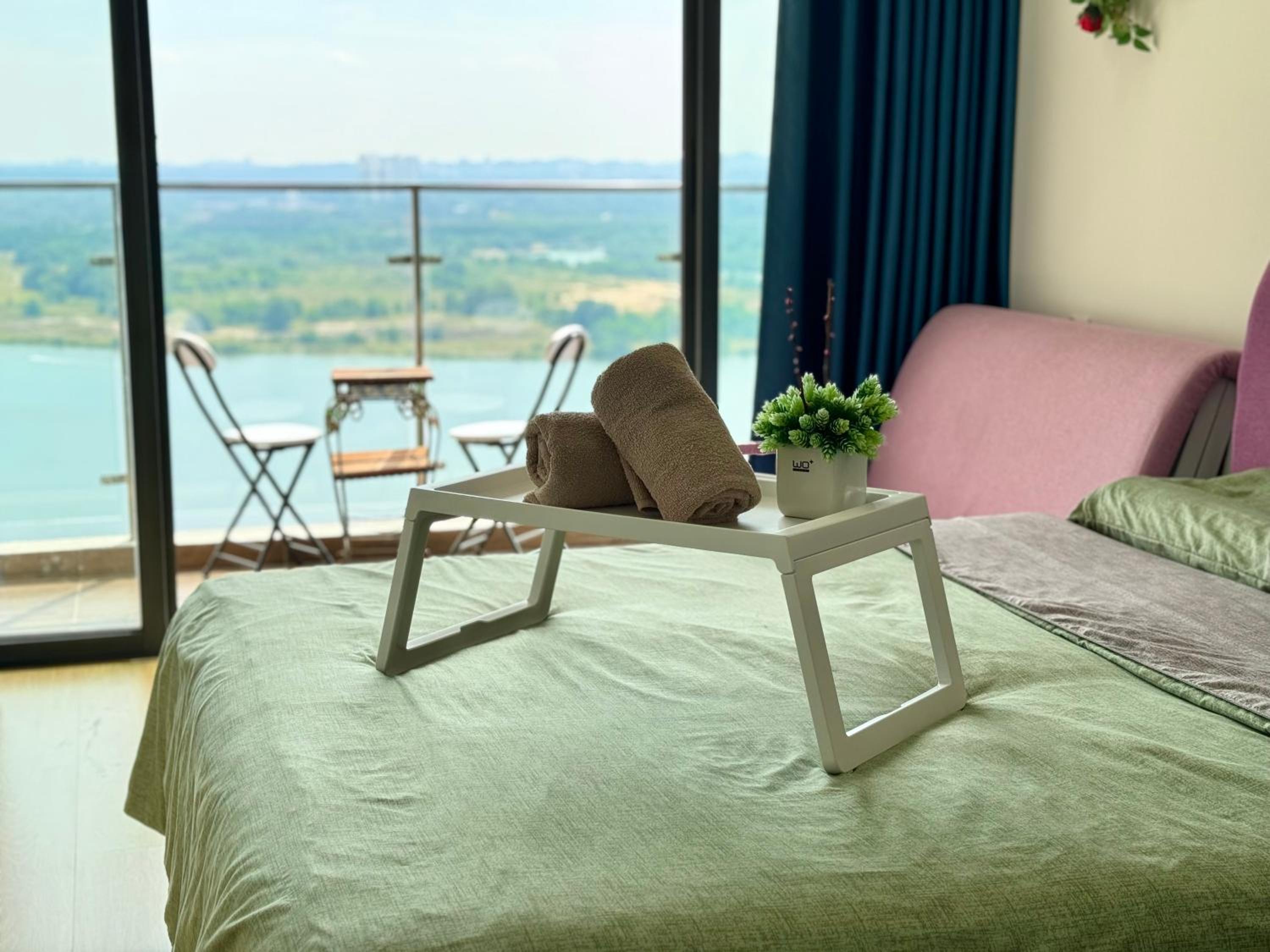 Amazing Seaview 3BR Country Garden Royal Strand By Hauzcinta