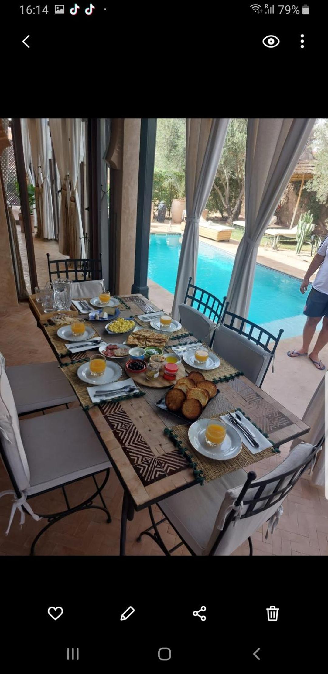 dining