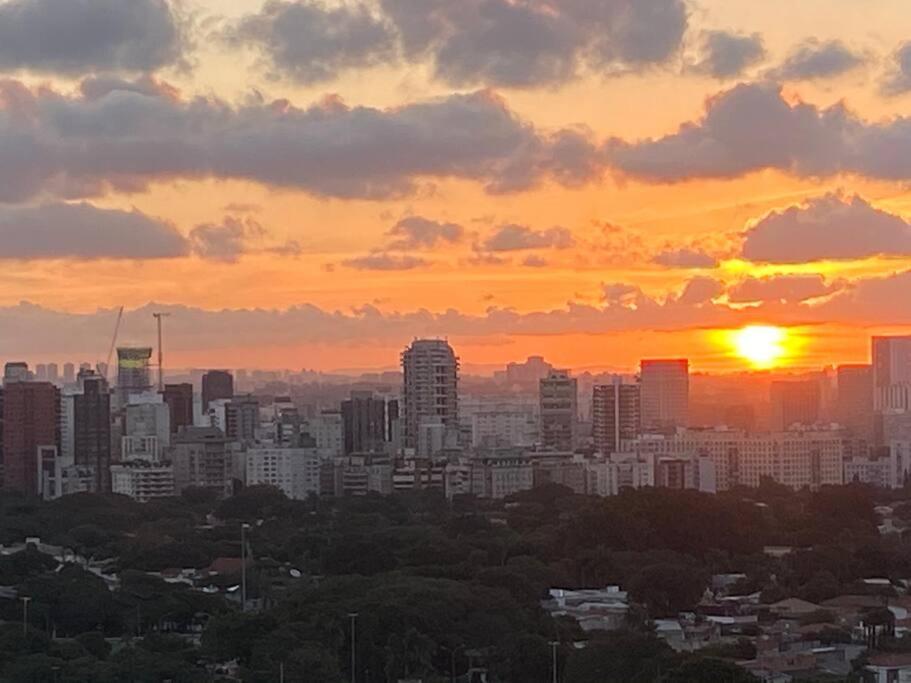 Flat Completo - Residence - Ibirapuera-São Paulo