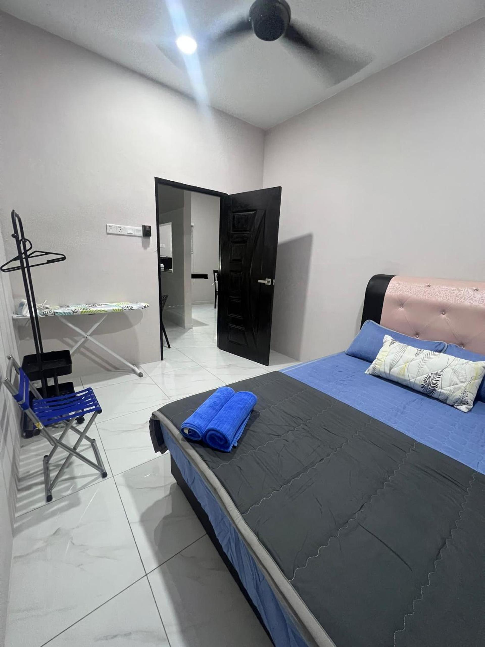 D'Nuha Homestay Unit 1 Chenderong Balai Teluk Intan photo 3