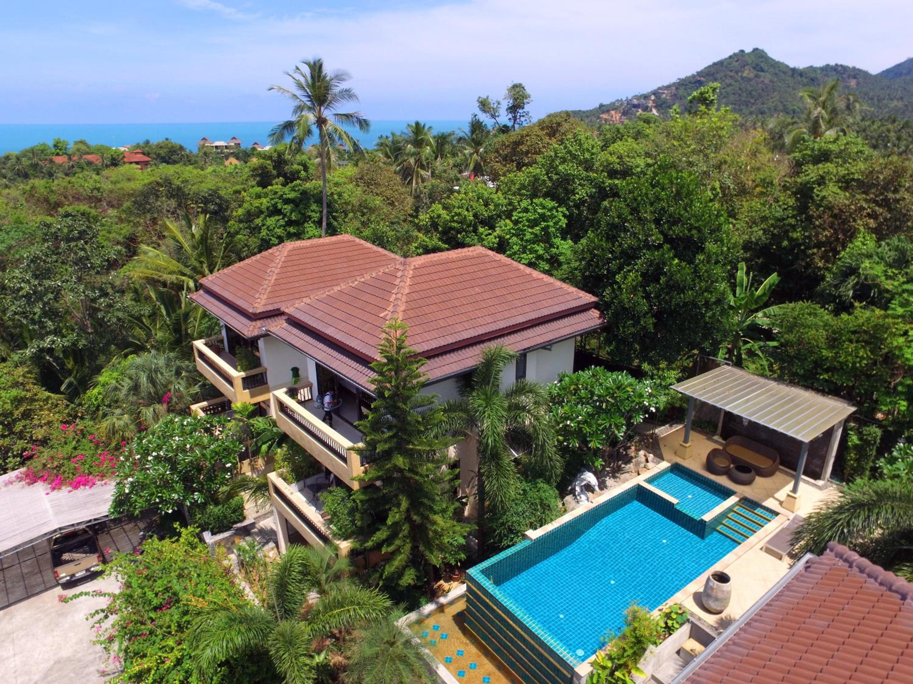 Baan Rawee Villas