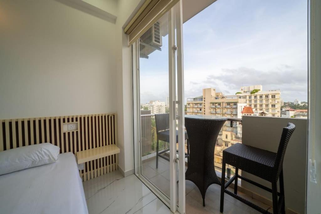 Gold Lavina - A Luxury Sea View Apartment view 4