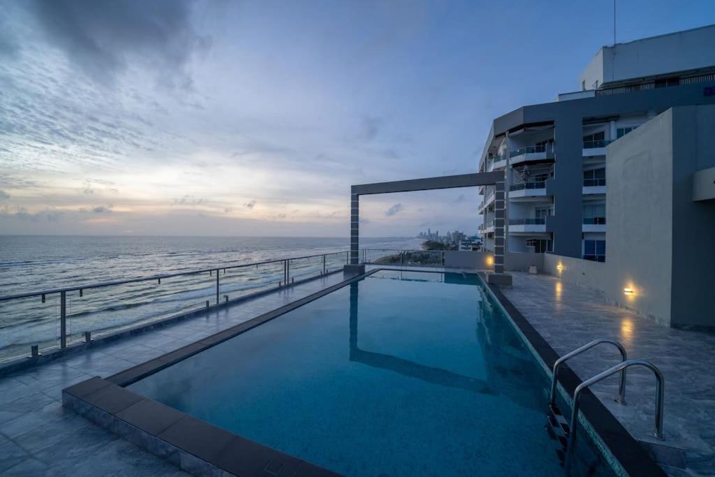 Gold Lavina - A Luxury Sea View Apartment view 5