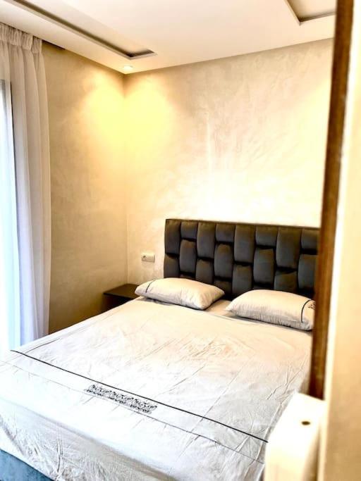 Stylish Apartment IN Marrakech E25