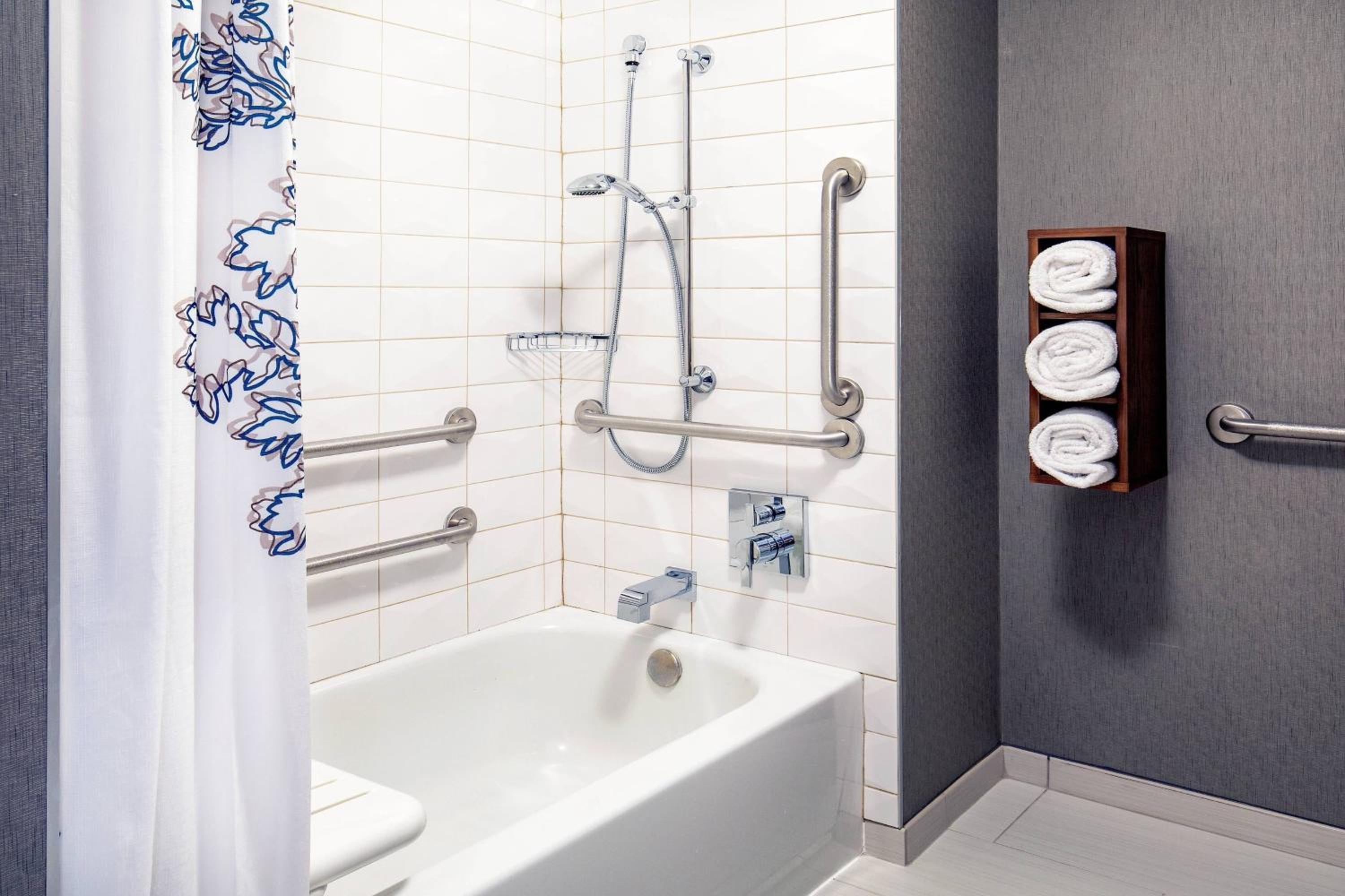 Residence Inn by Marriott Boston Woburn - Property Image 16