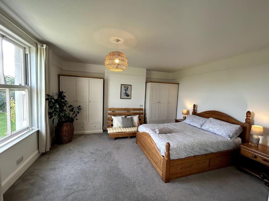 3 Bed Apartment in St Peter, Jersey view 3