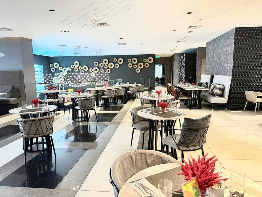 The Hotel at Acqua Residences Tower 2 view 3