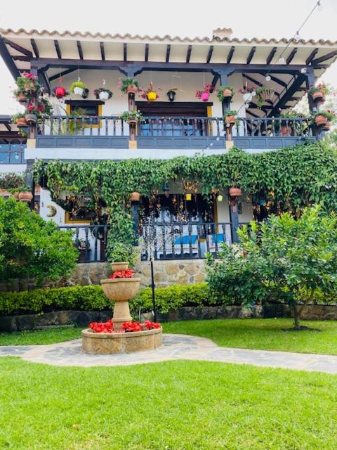 El Portal de Mayo