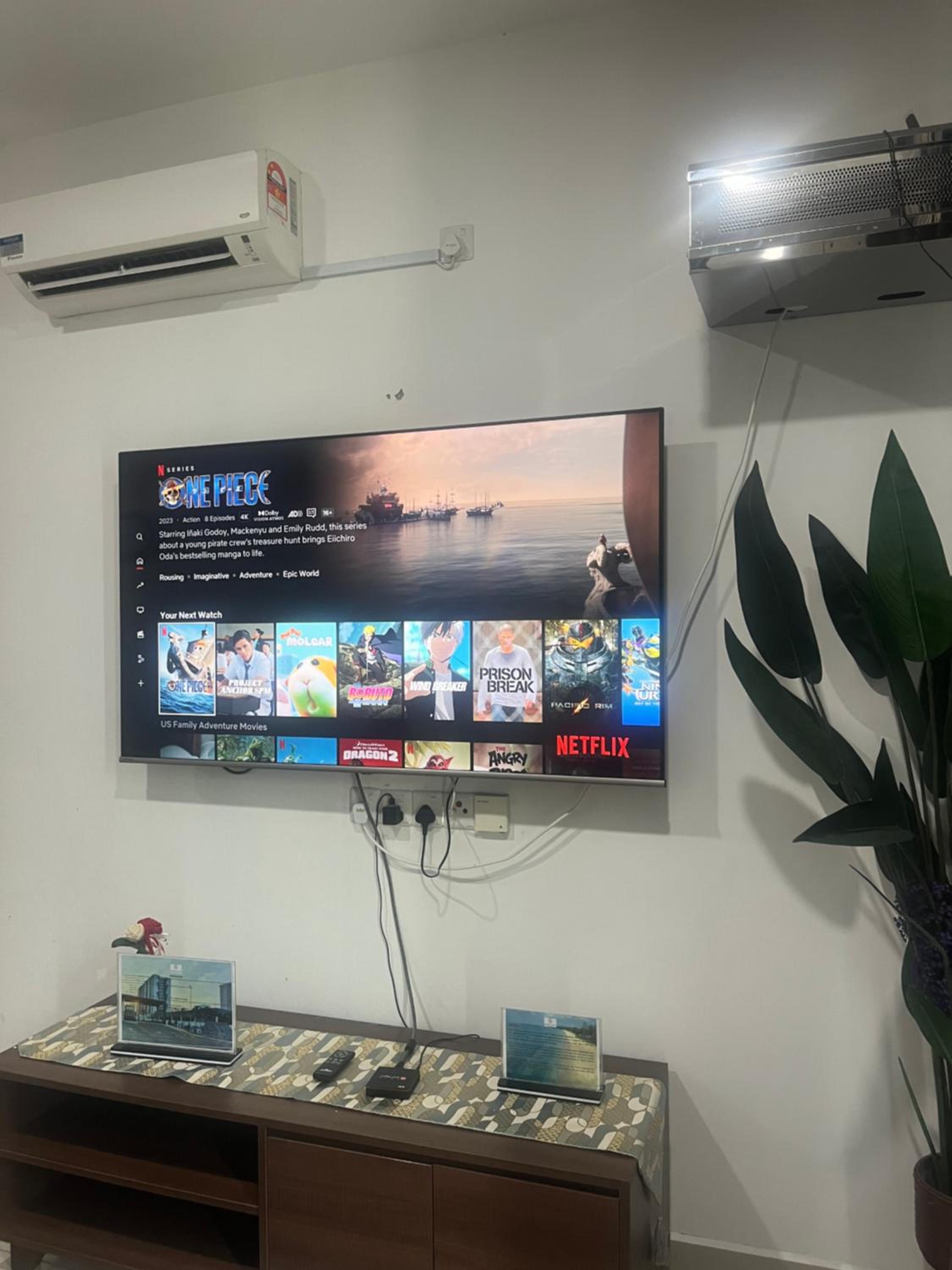 Pangsapuri Desaru Utama with Netflix, Astro Full Package and Disney Hotstar photo 2