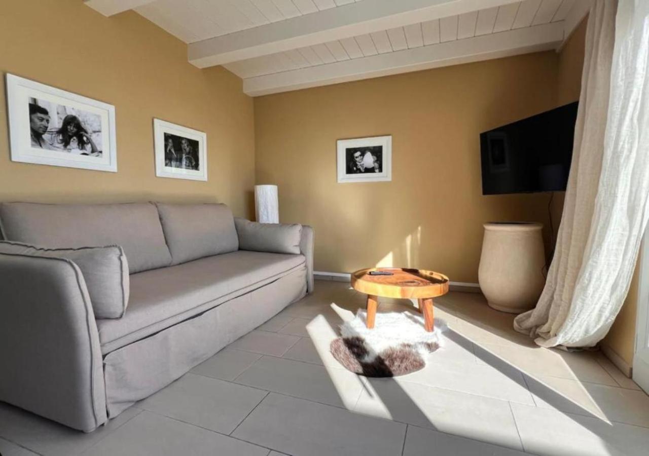 UP&GREAT Apartments - Stylish City Living