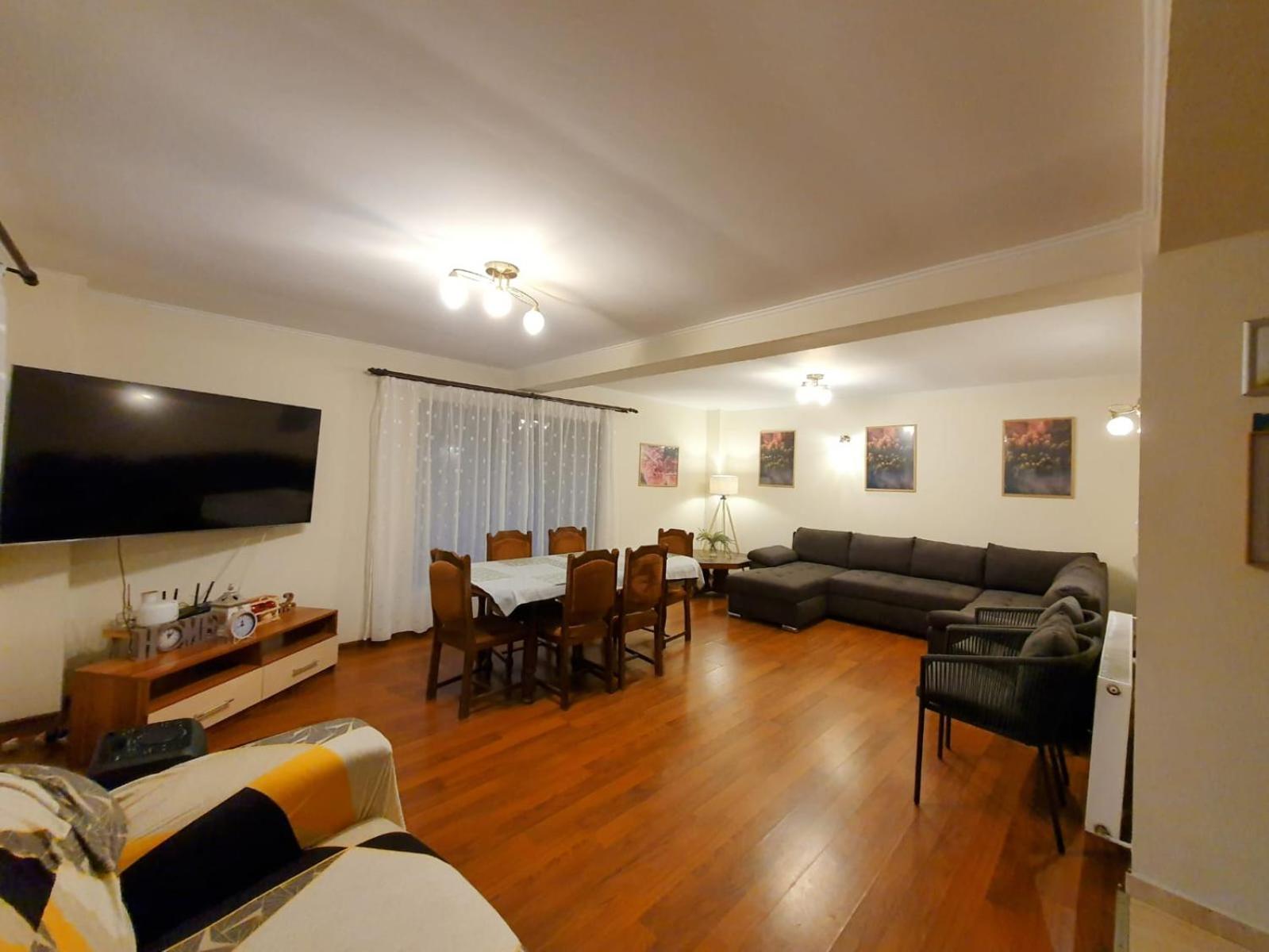 Casa Trei Brazi Bratca view 5