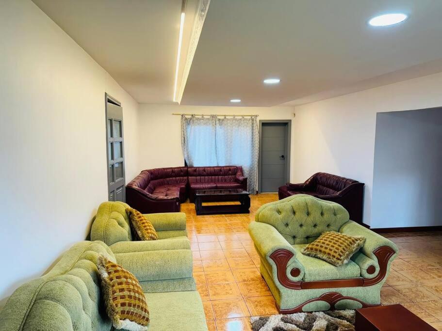 Hermosa casa Amplia y Moderna