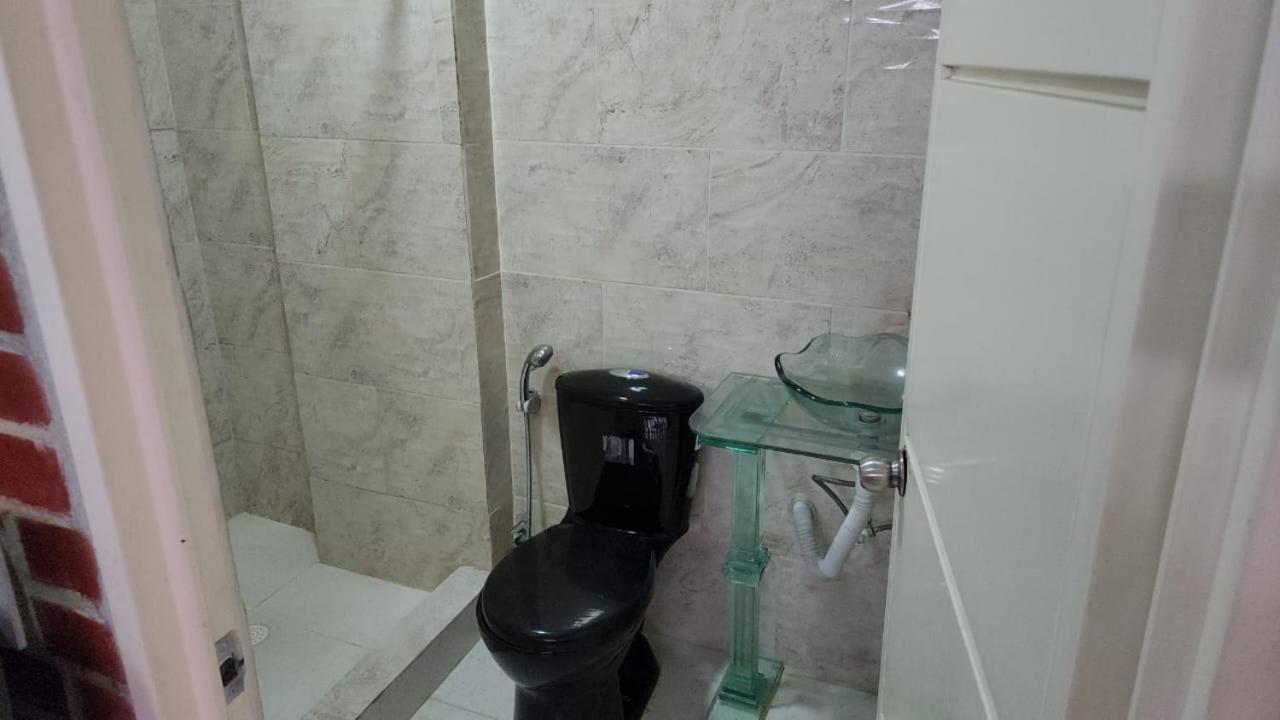 1 cama aire acondicionado 2 personas